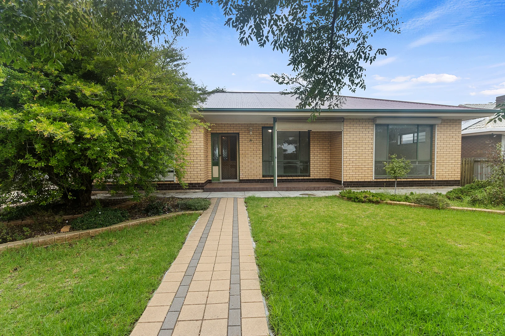 29 Highview Road - Image 2
