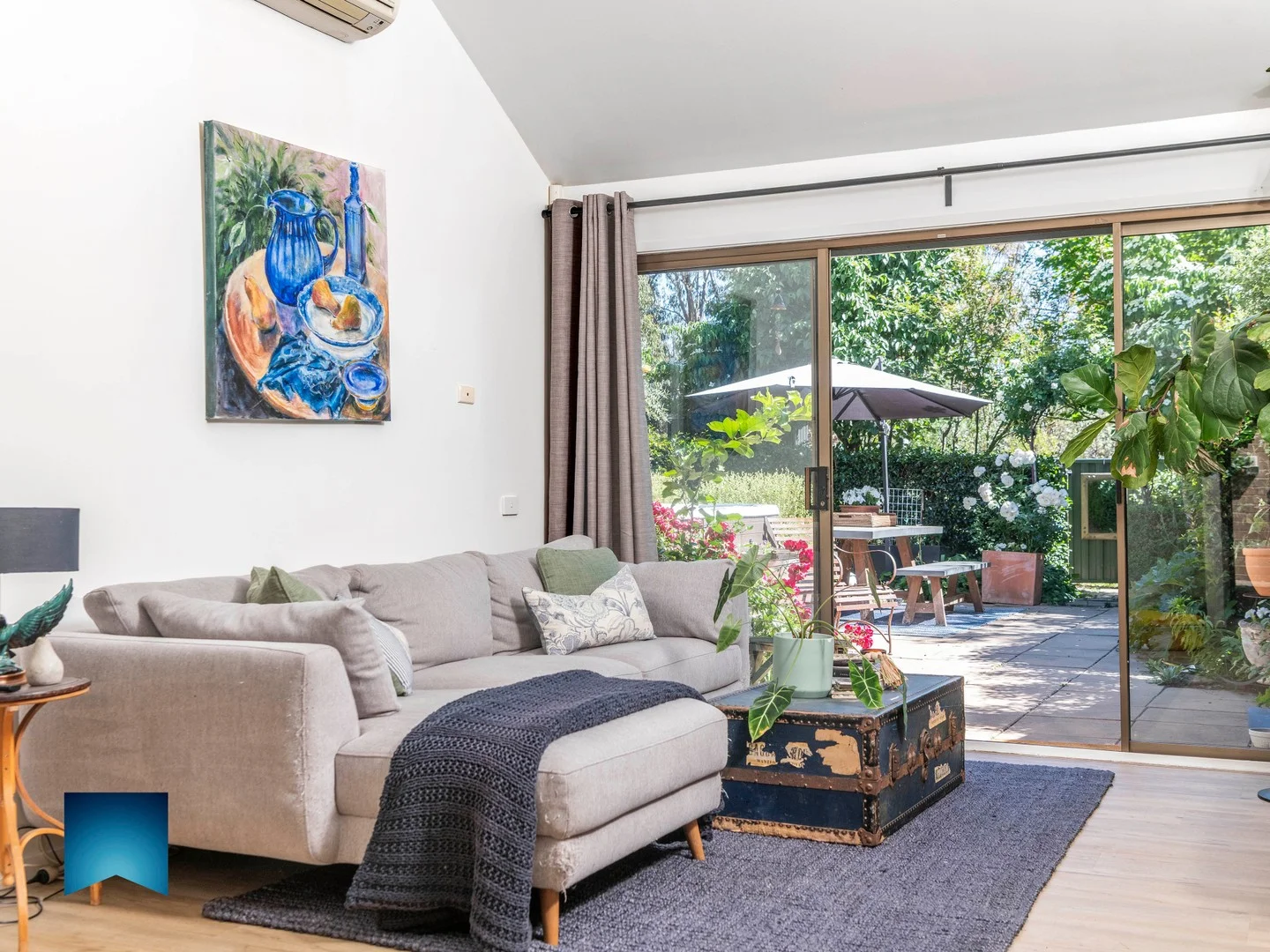 29 McNamara Street (1/20)