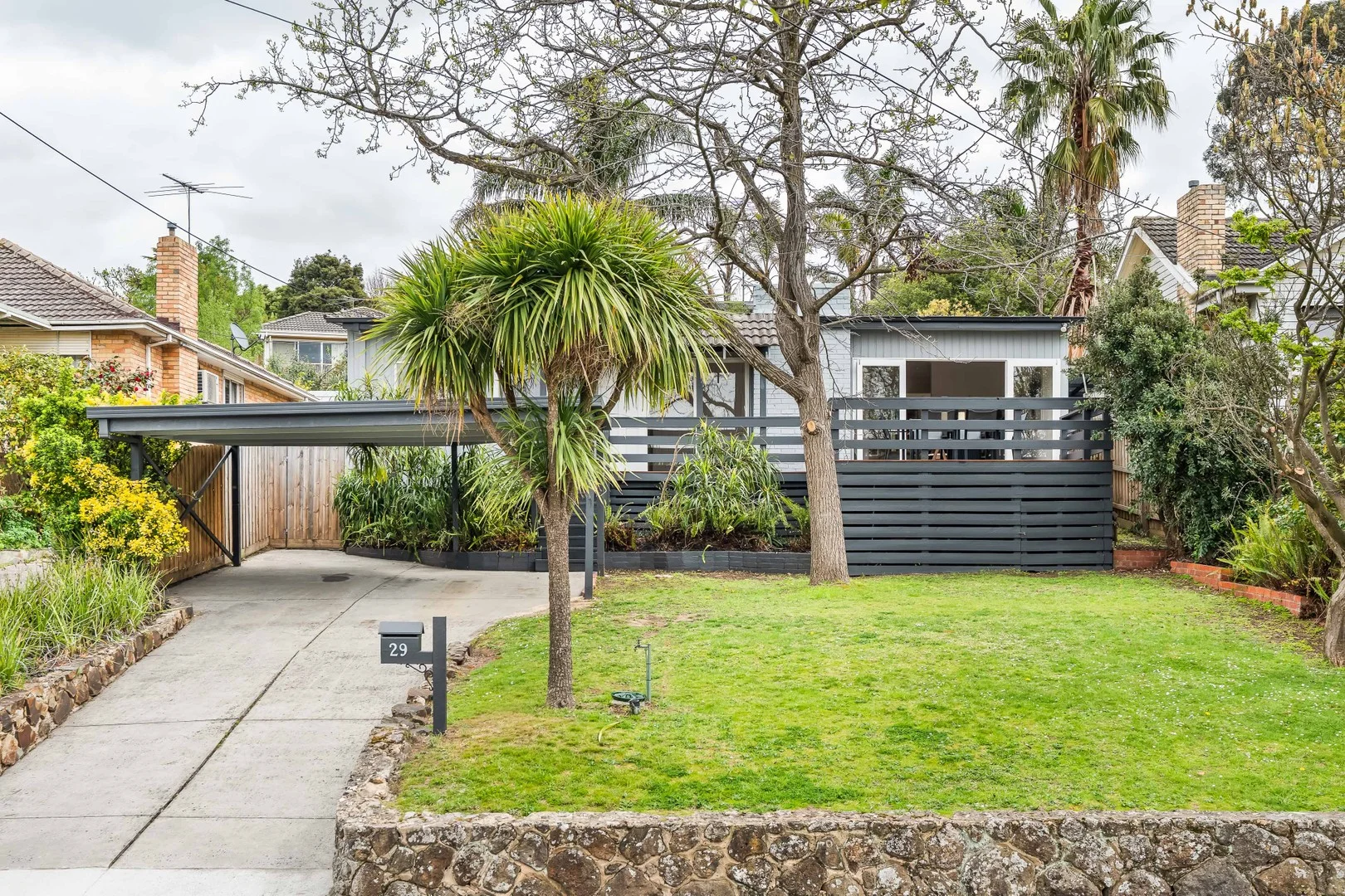 29 Miriam Street (1/22)