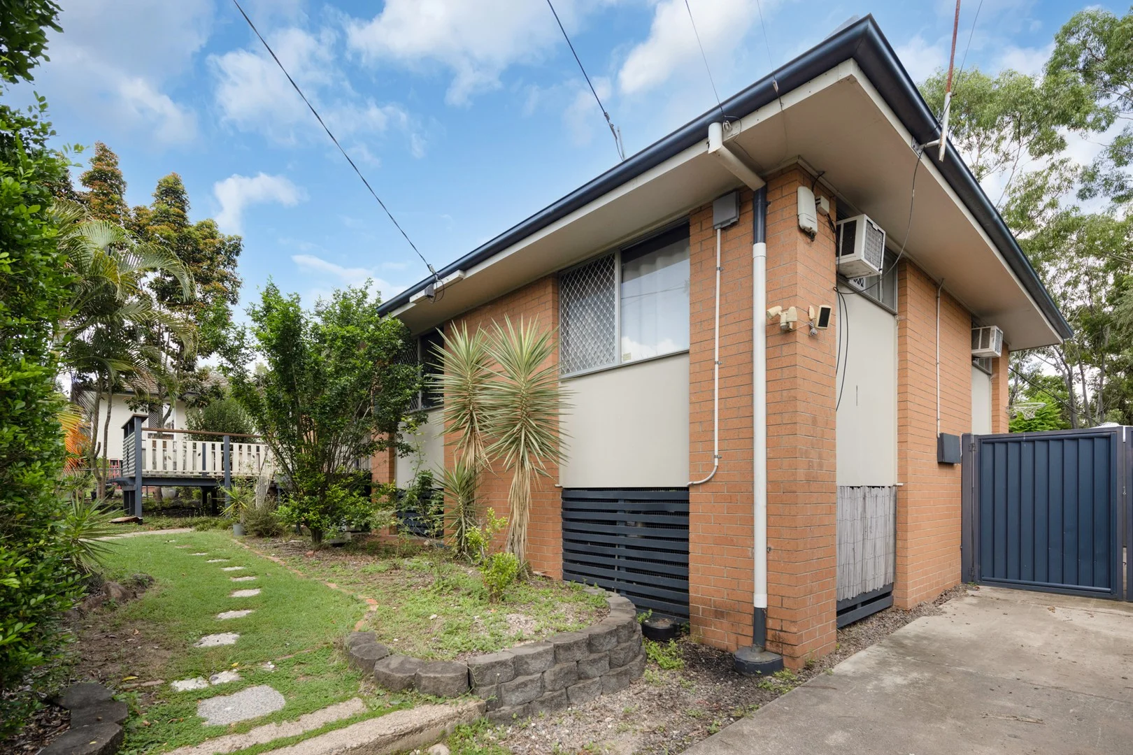 29 Neilson Cres (1/1)