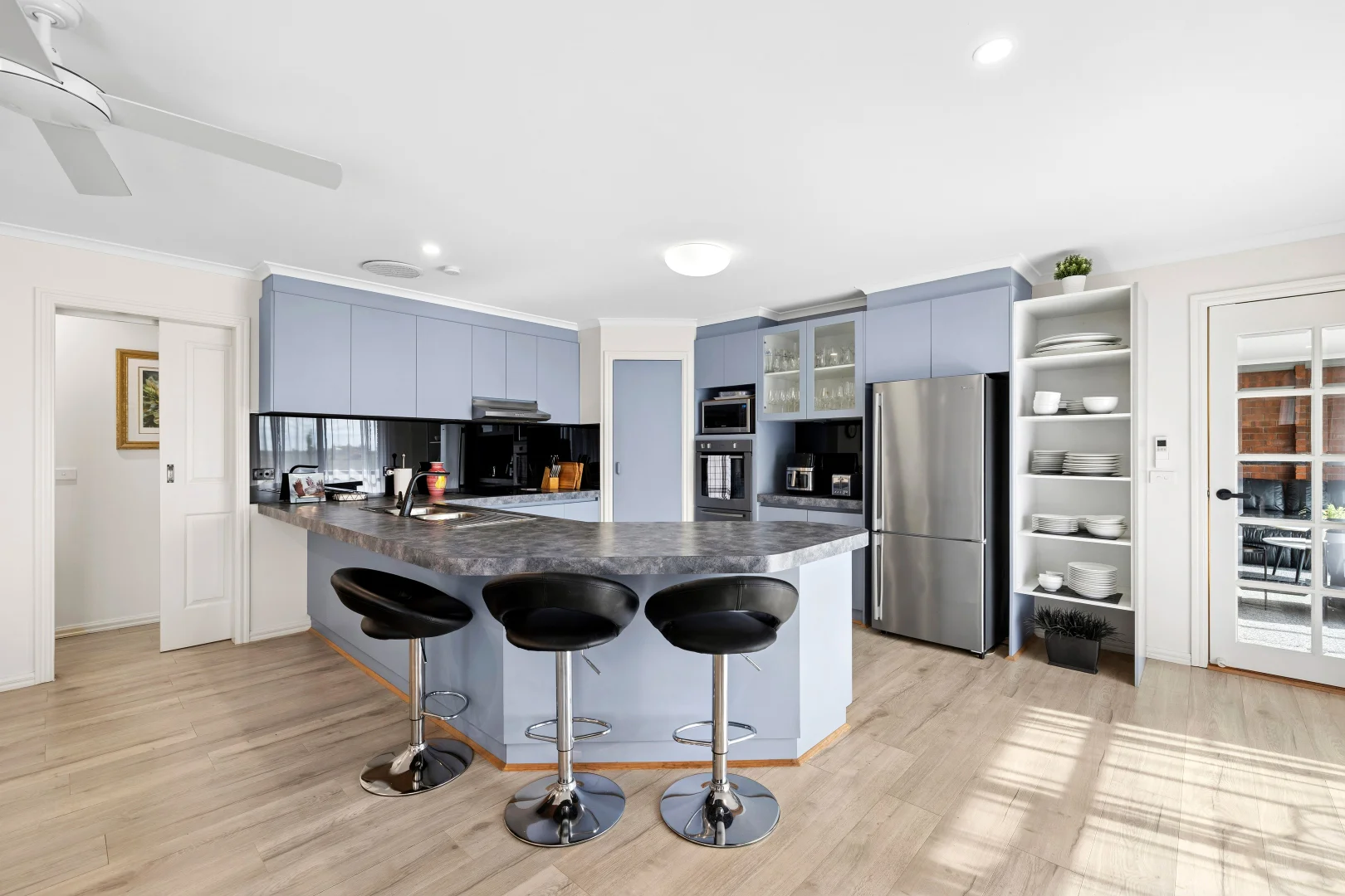 2975 Creswick-Newstead Road - Image 3