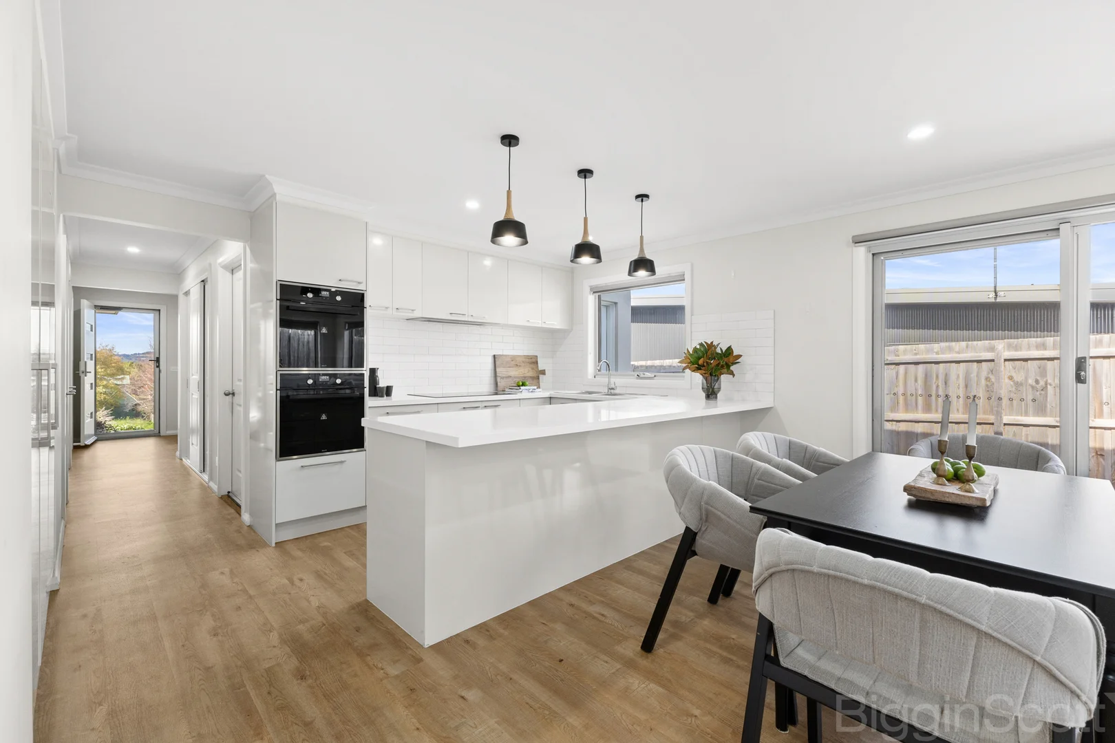 2A Stanhope Street - Image 2