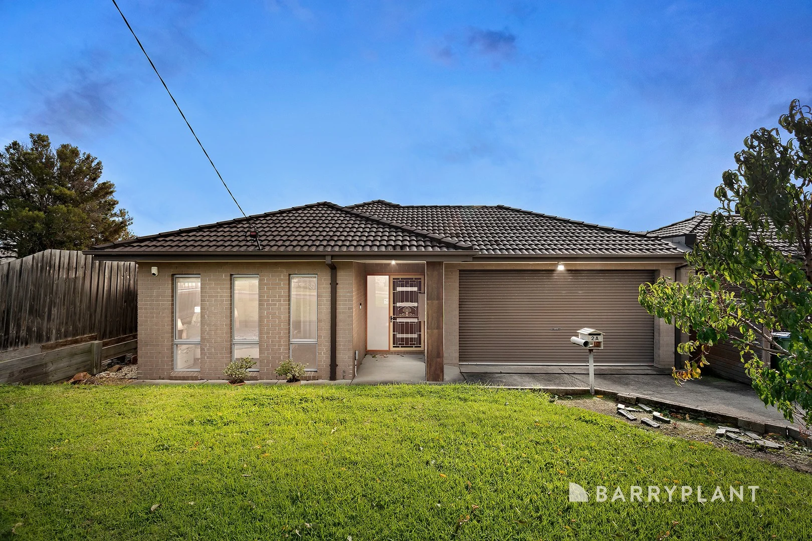 2A Warraburra Avenue (1/1)