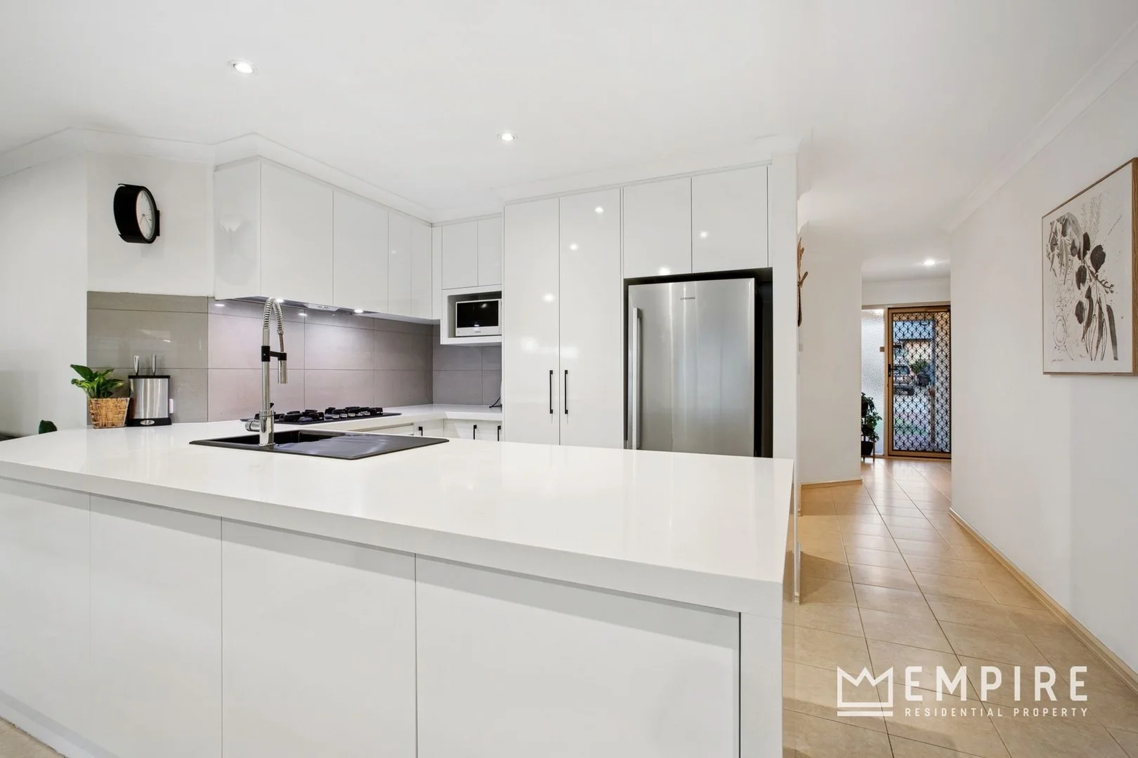 2B Birchley Road (1/25)