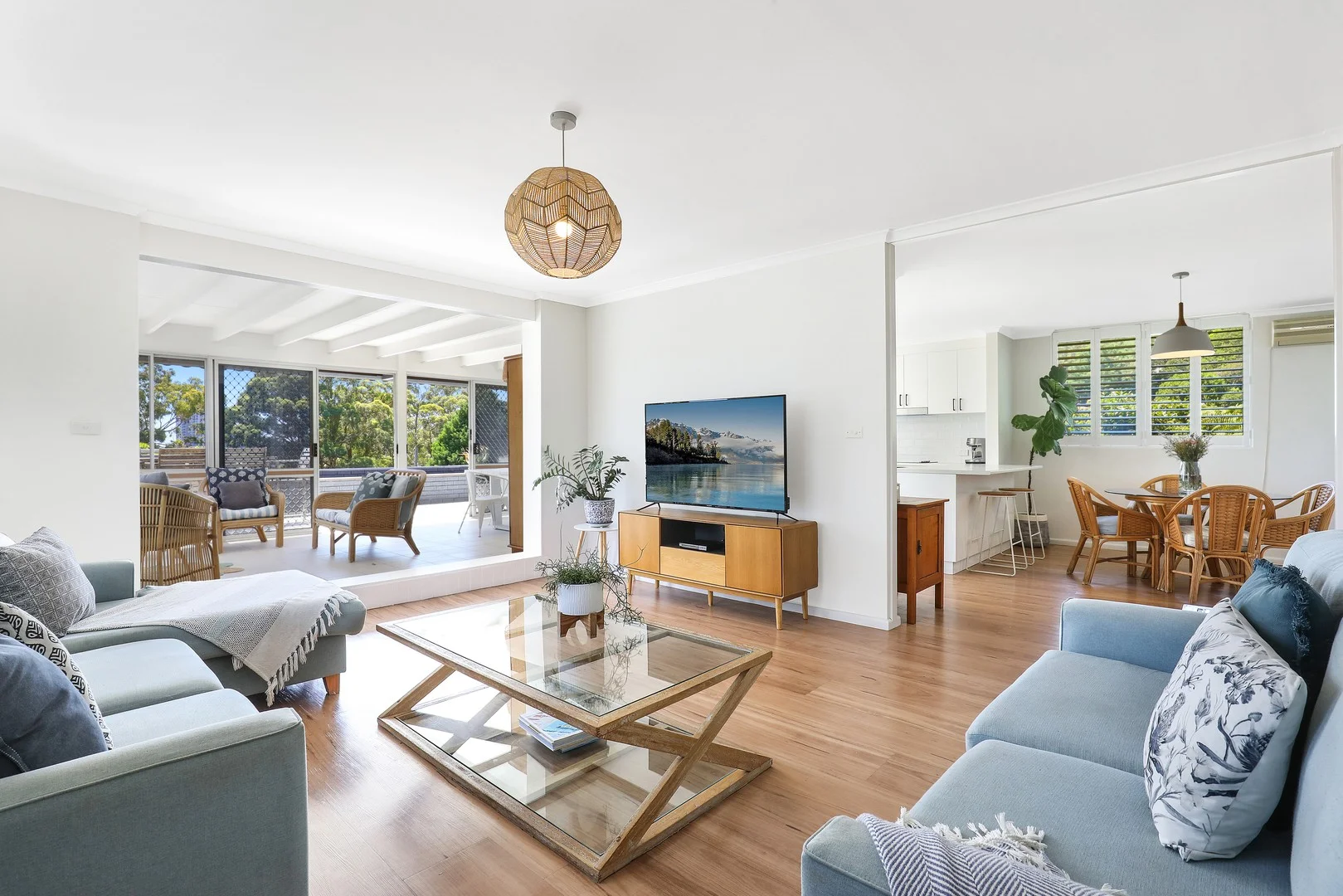 3/1 Brownlee Street (1/15)