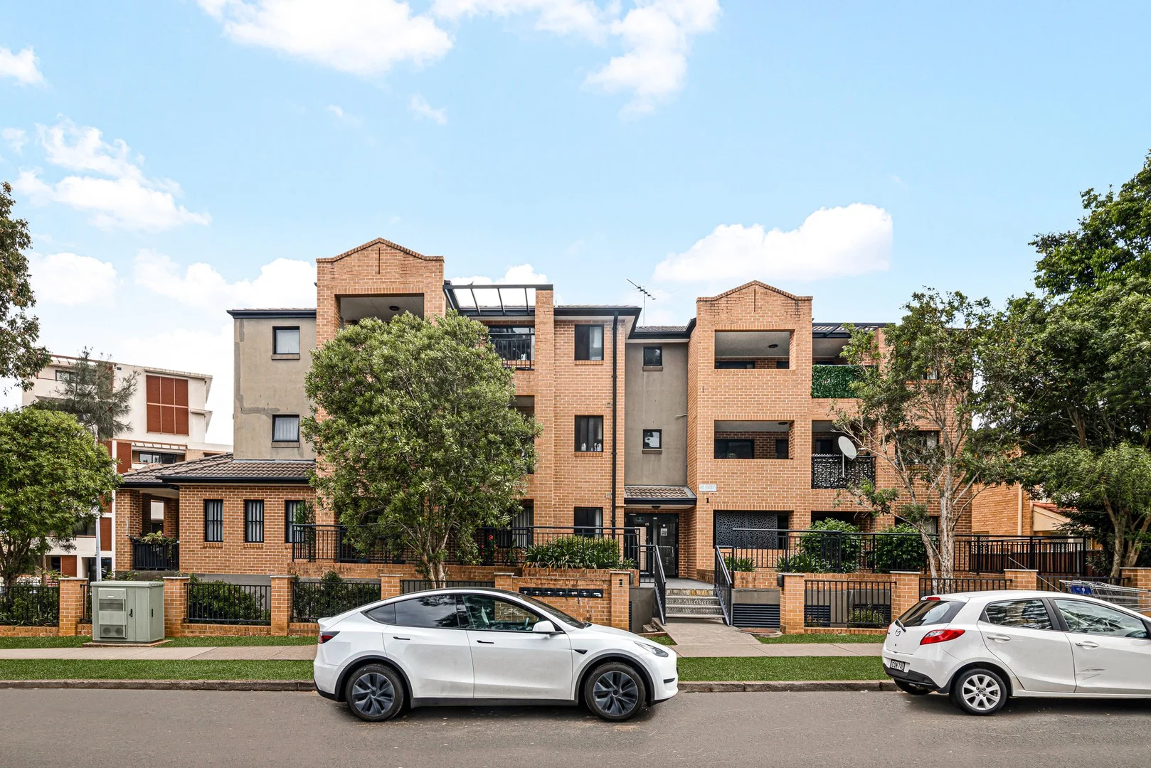 3/1 Hardy Street (1/13)