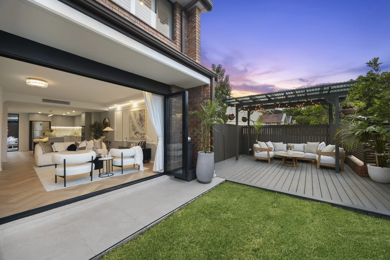 3/12 Earl Street (1/23)