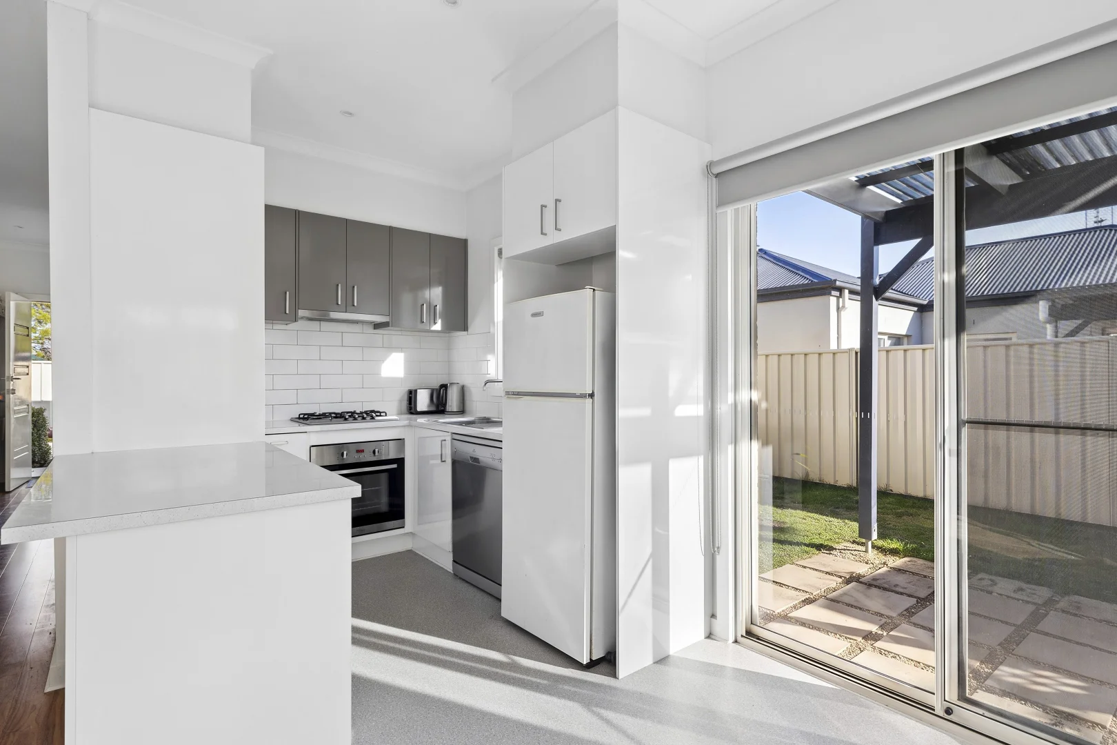 3/13 Bourke Street - Image 3
