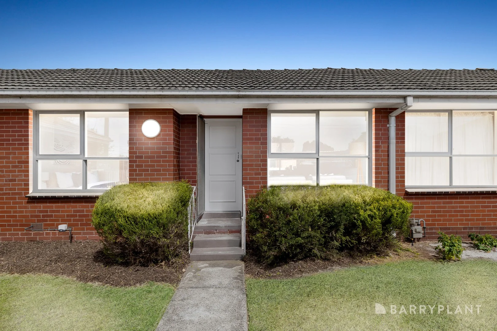 3/15 Lower Dandenong Road (1/11)