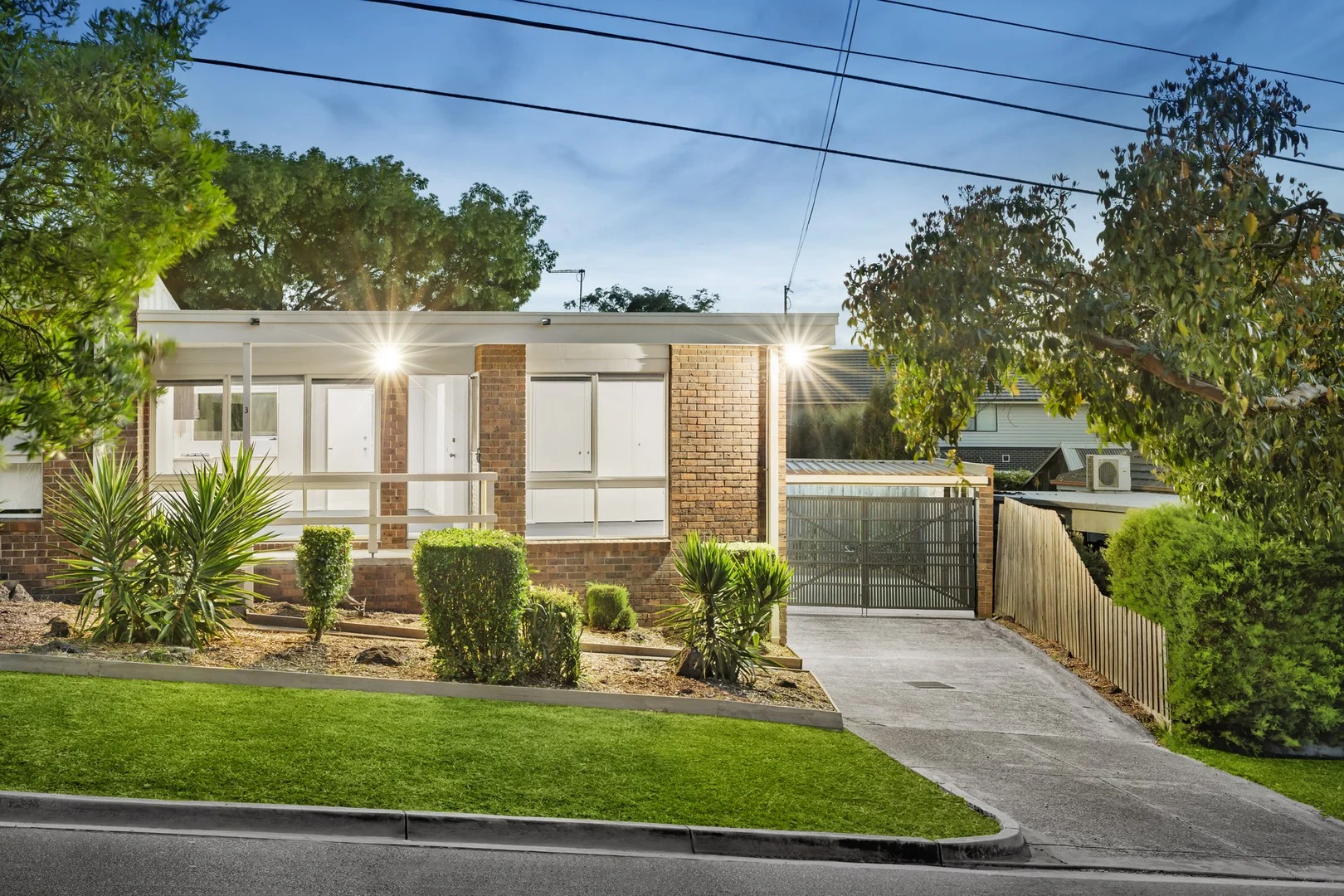 3/2 Harrison Street (1/14)