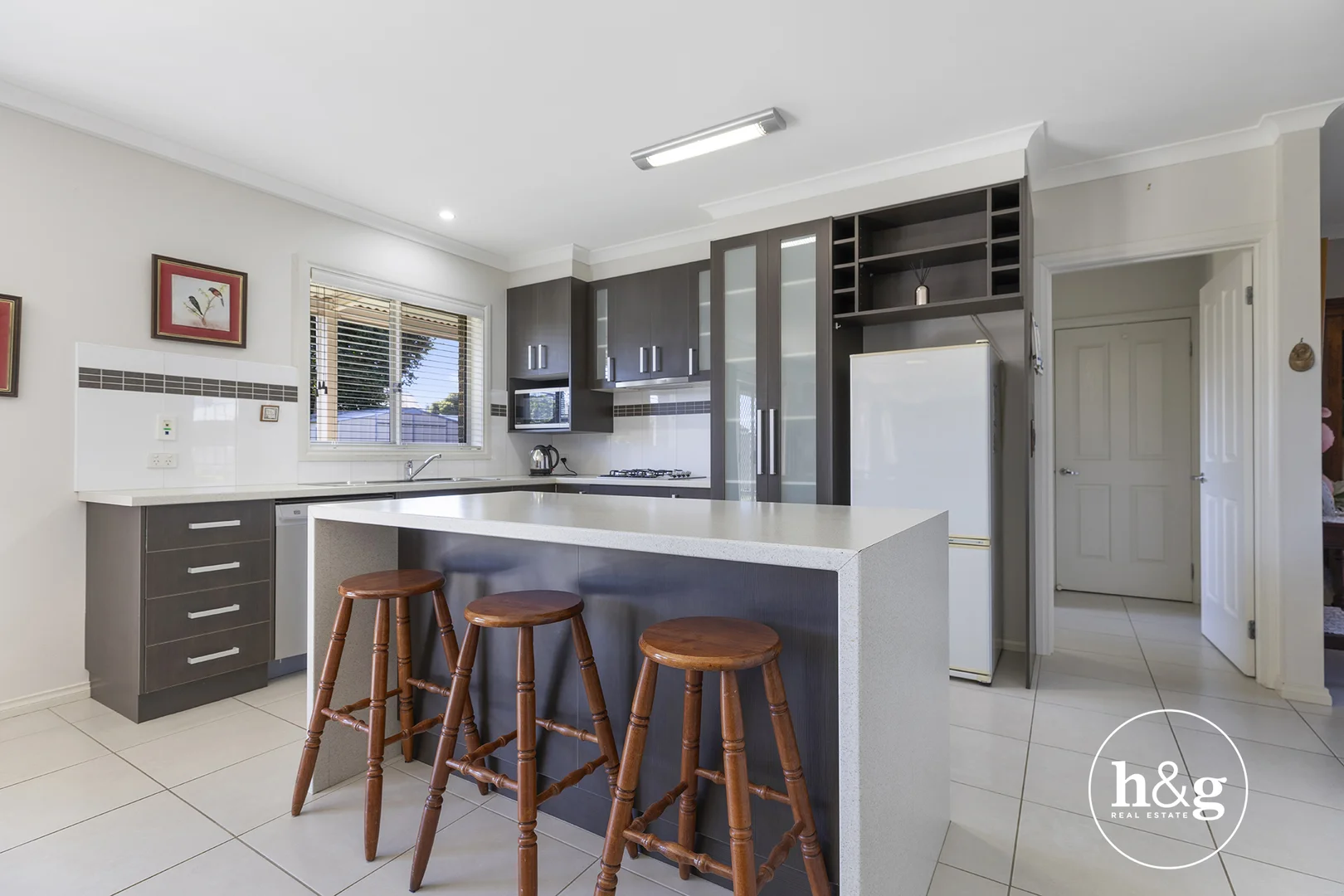3/239 Fenaughty Street - Image 2