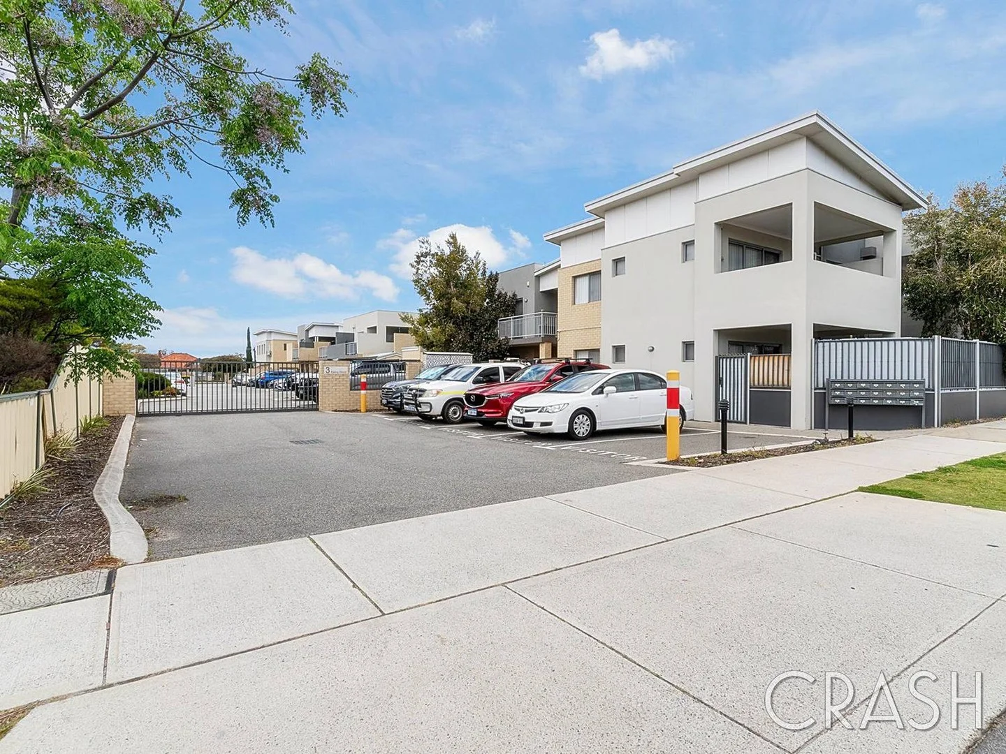 3/3 Ewing Street (1/31)