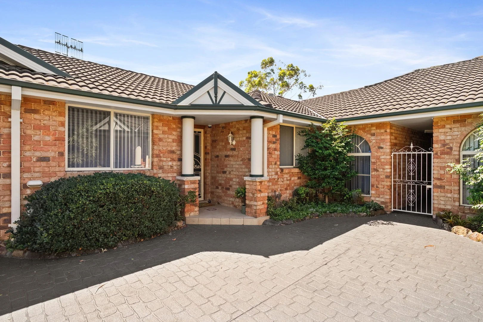 3/35-37 Karingi Street (1/12)