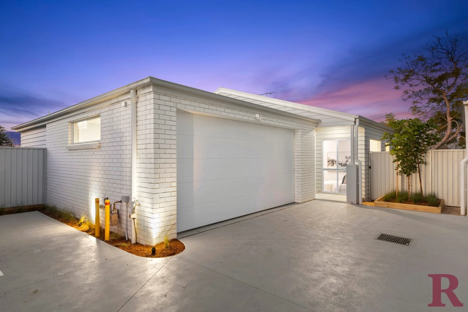 3/4-6 Churchill Avenue (1/12)