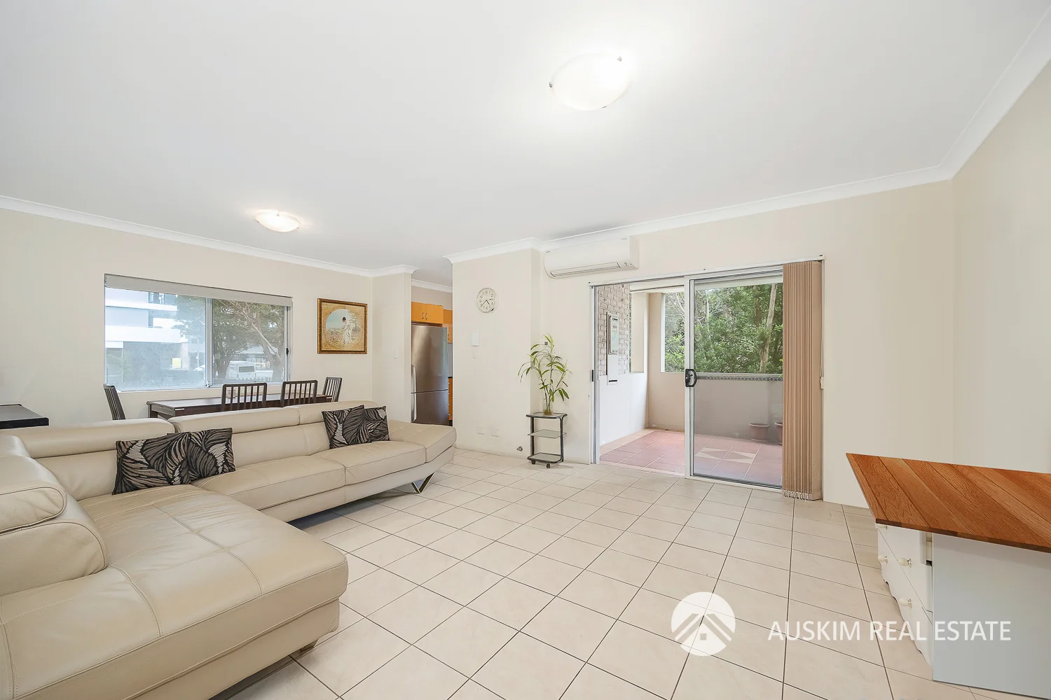 3/5-7 ashton st (1/17)