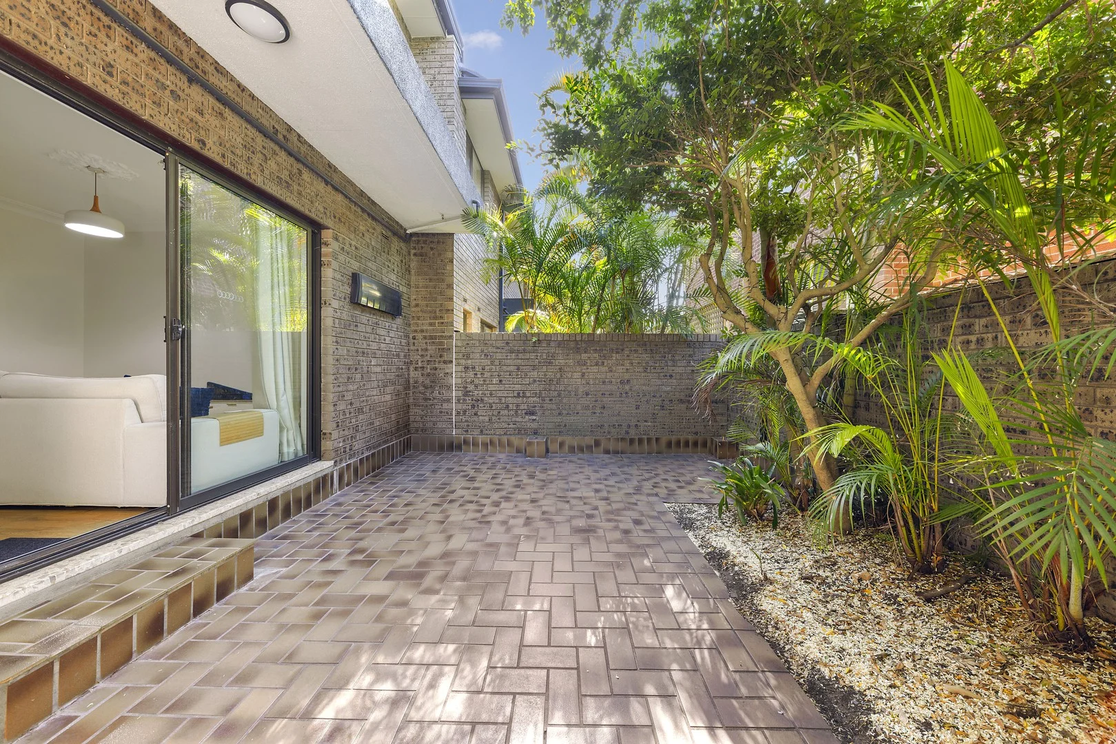 3/5 Cranbrook Avenue (1/11)