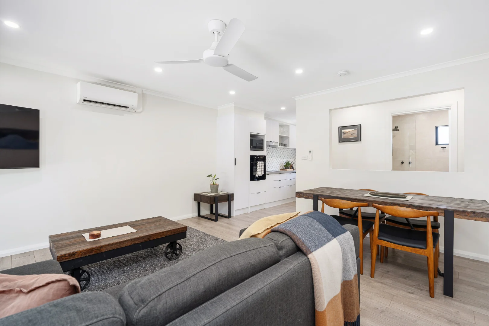 3/523 Hovell Street (1/1)