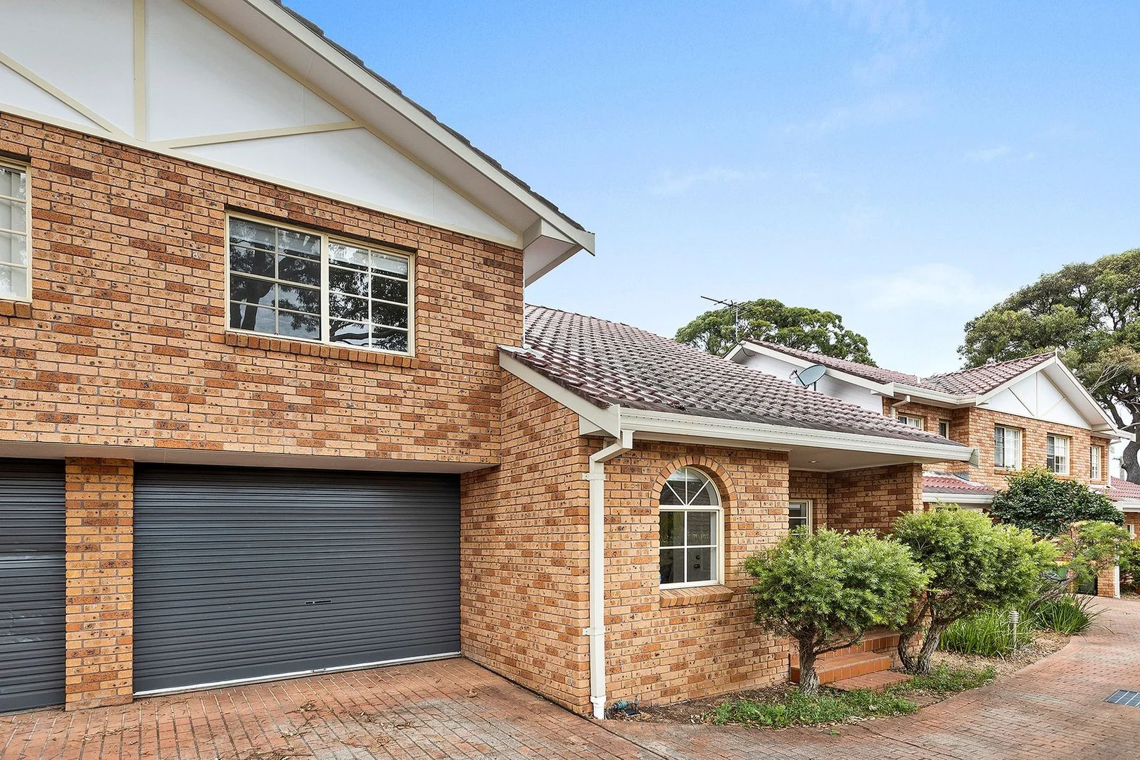 3/55 Karimbla Road (1/10)