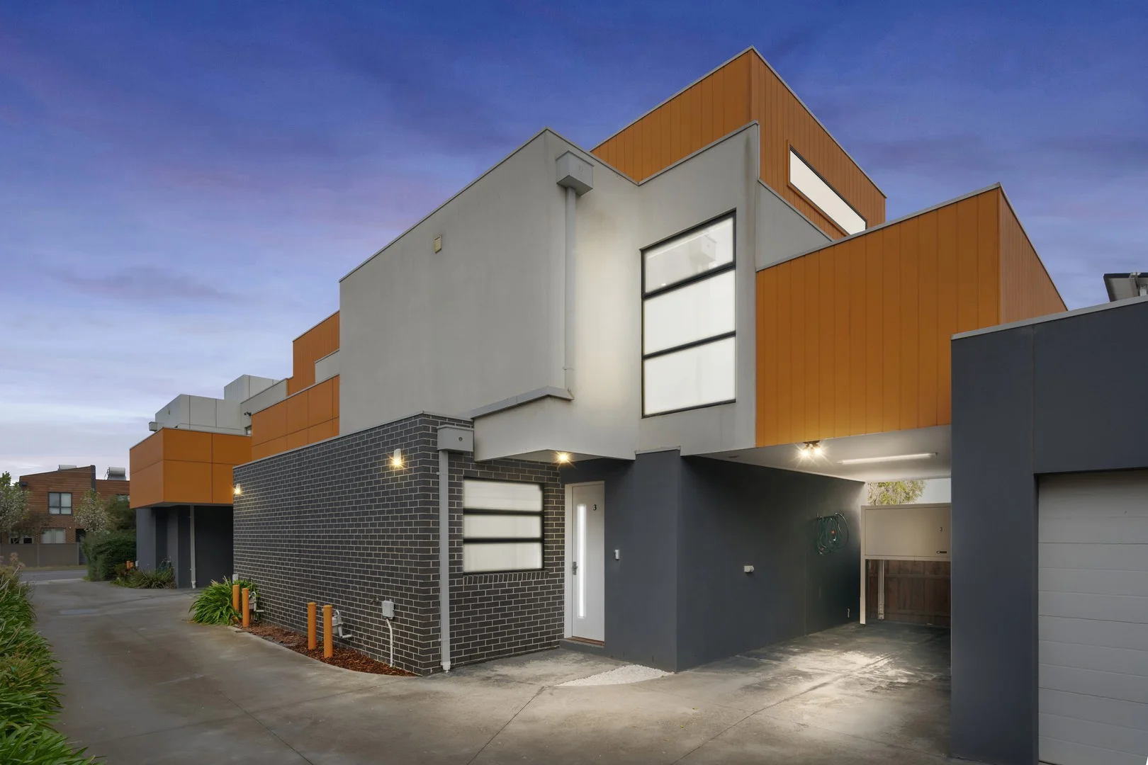 3/590 Bell Street (1/12)