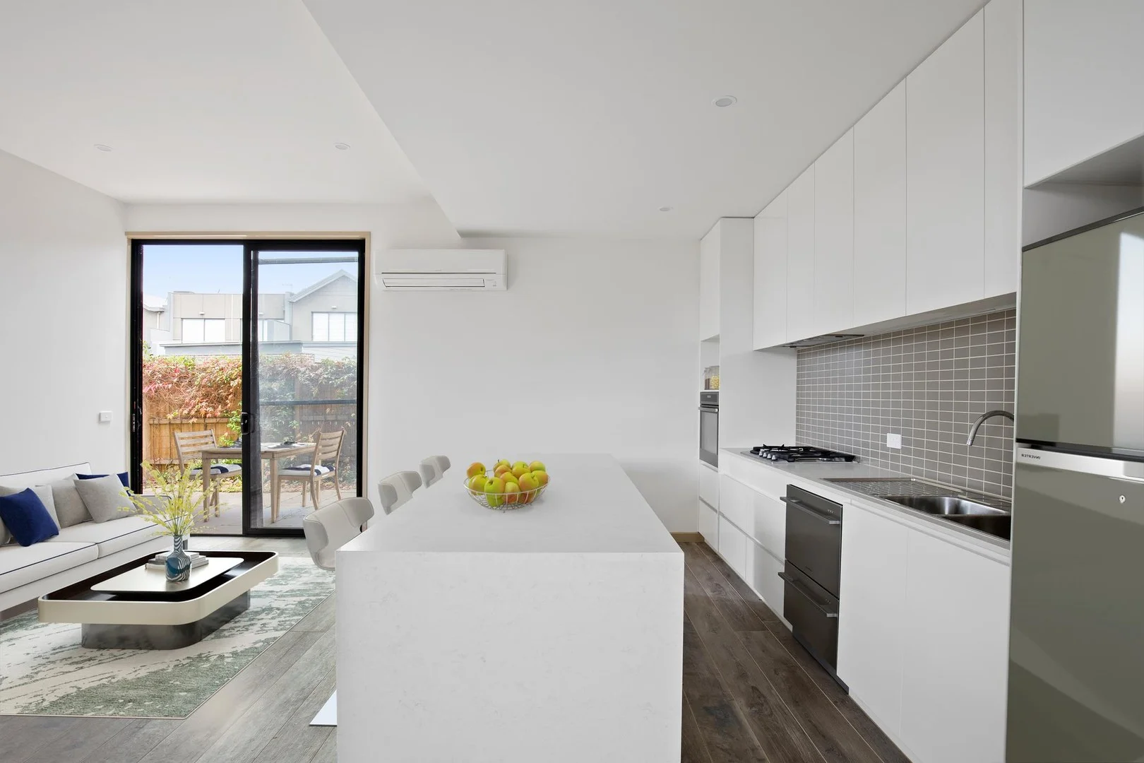 3/6A McLaughlans Lane (1/6)