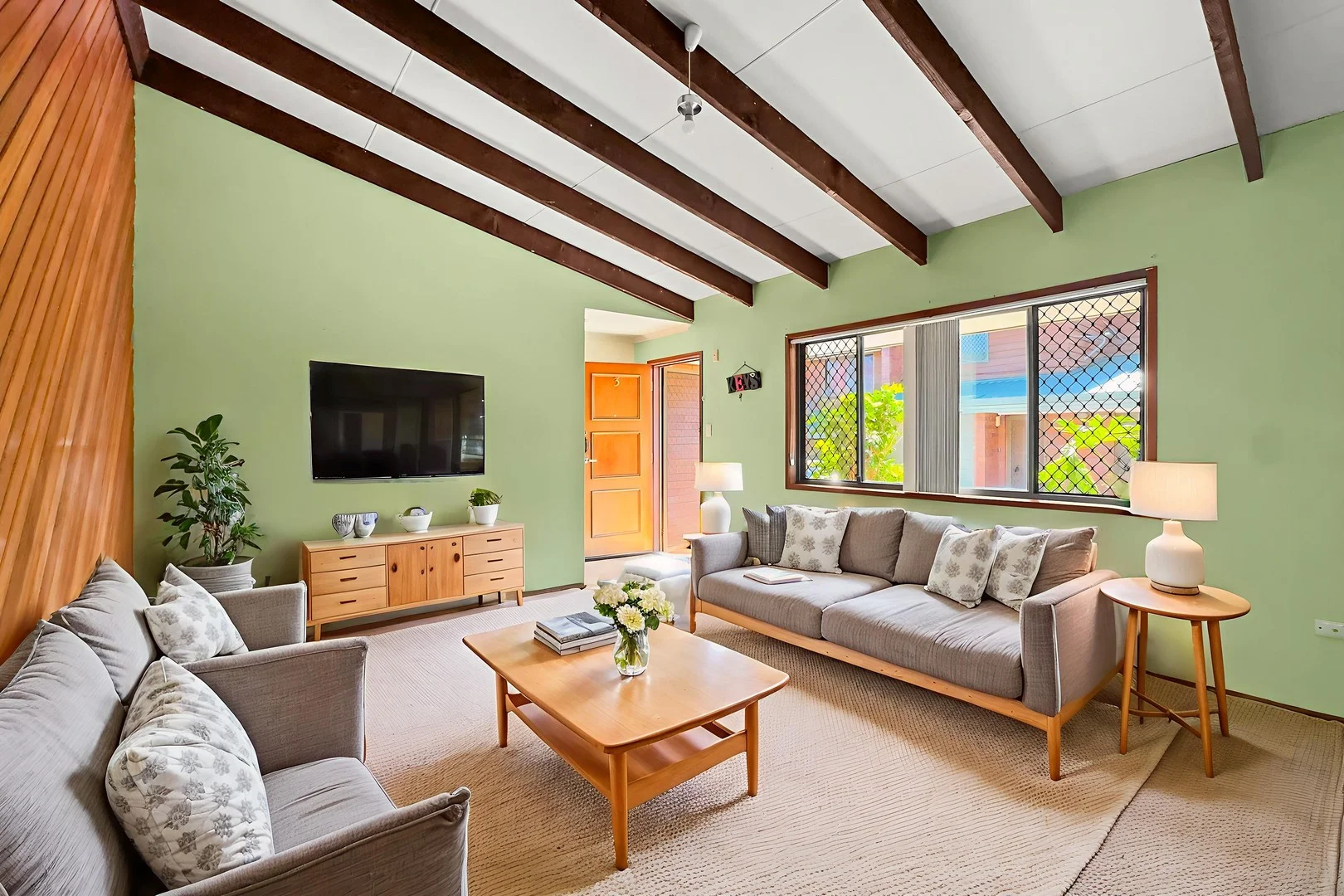 3/7 Albert Street (1/17)