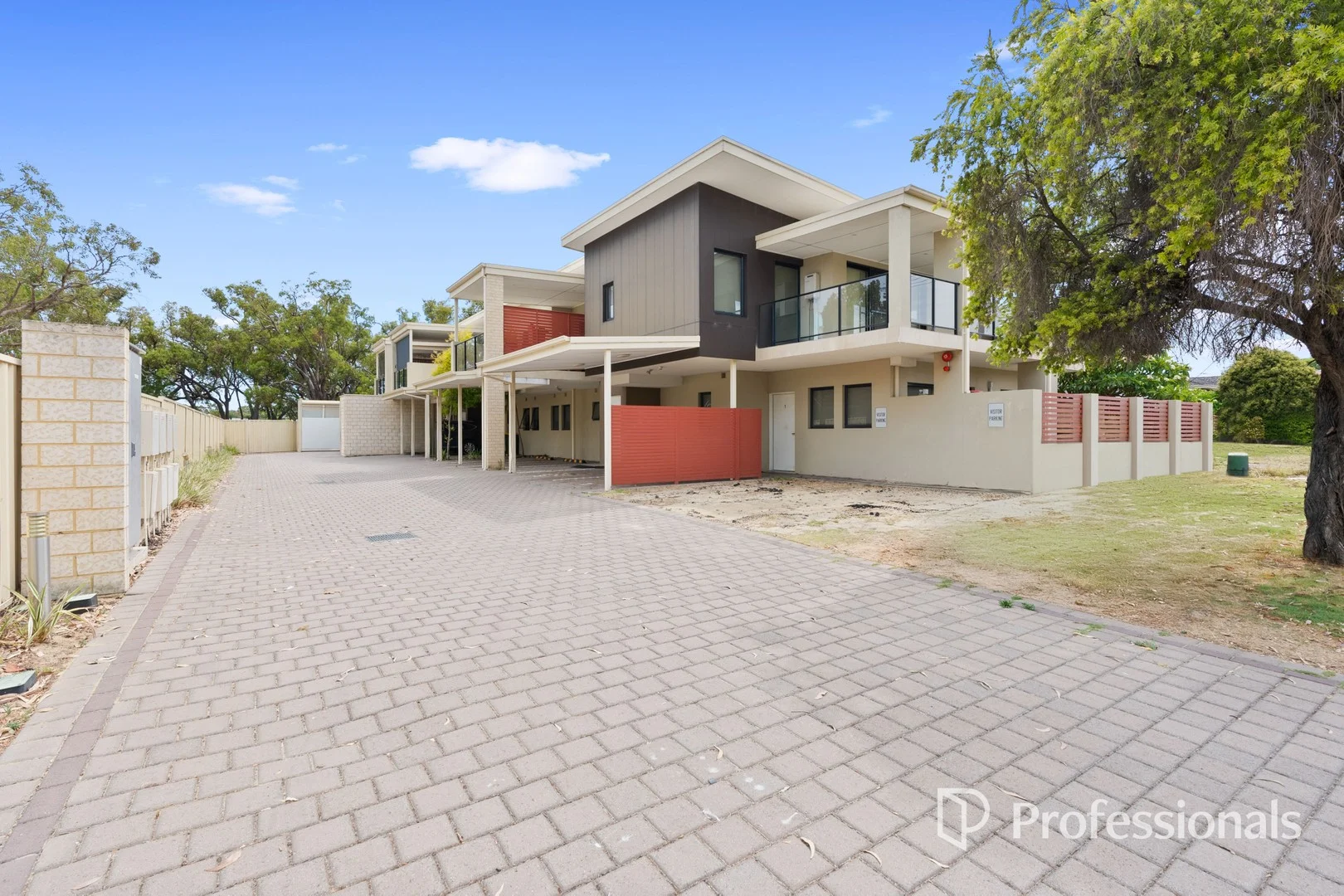 3/88 Fieldgate Square (1/21)