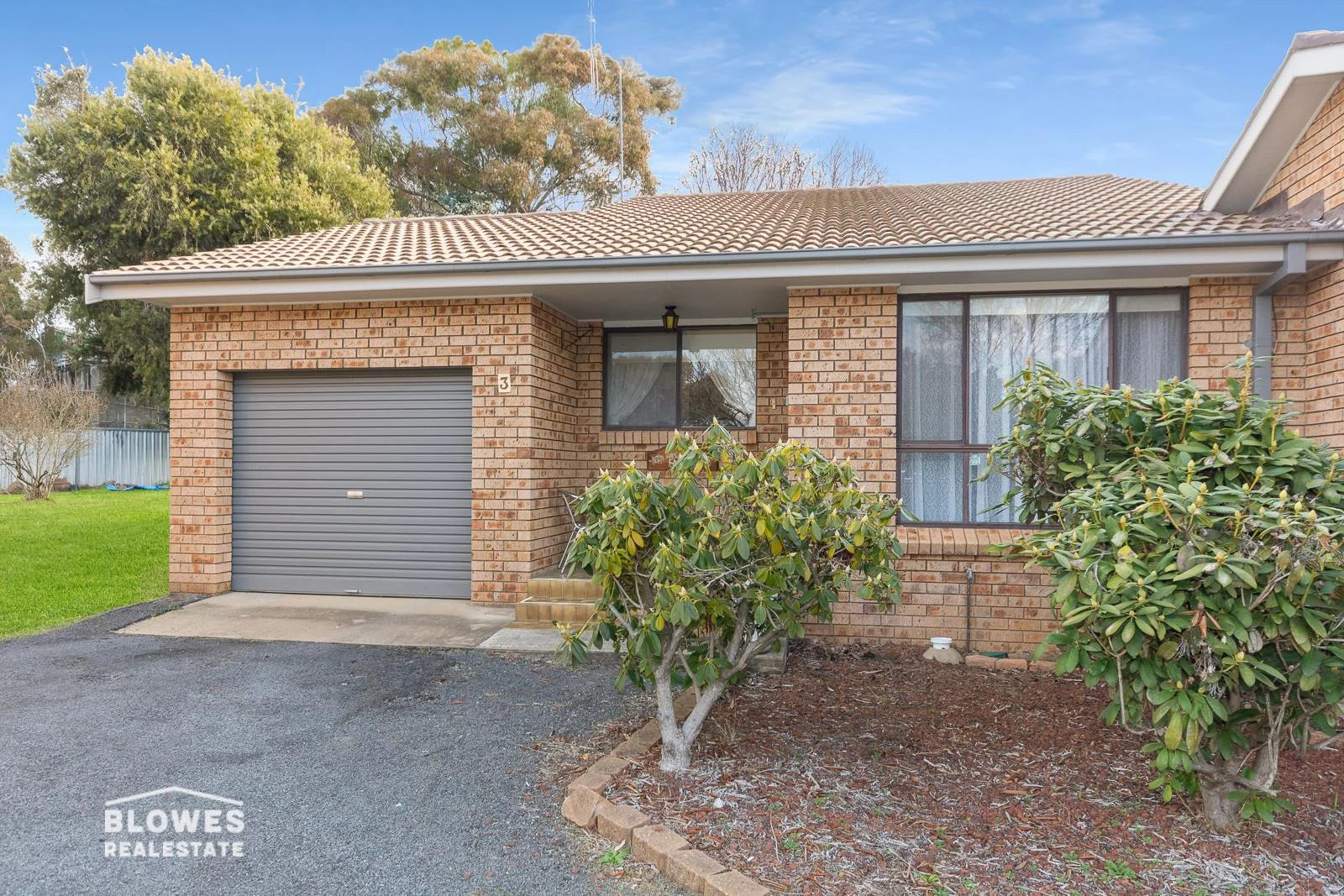 3/9 Amangu Close (1/16)