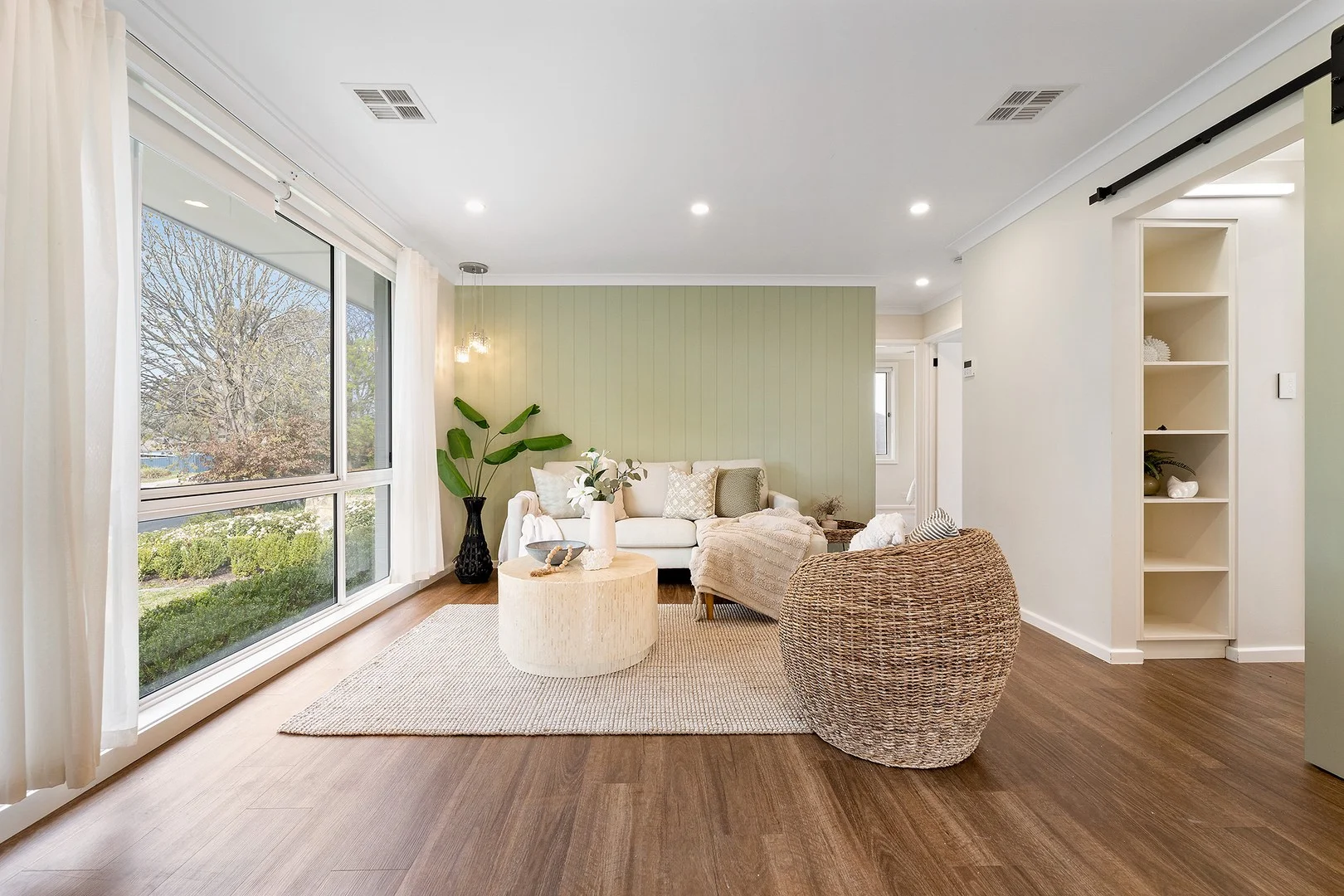 3 Broadsmith Street (1/15)