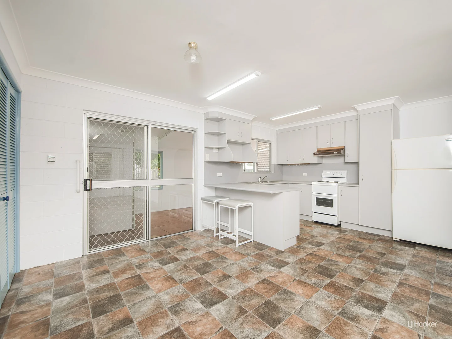3 Chalmers Street - Image 2