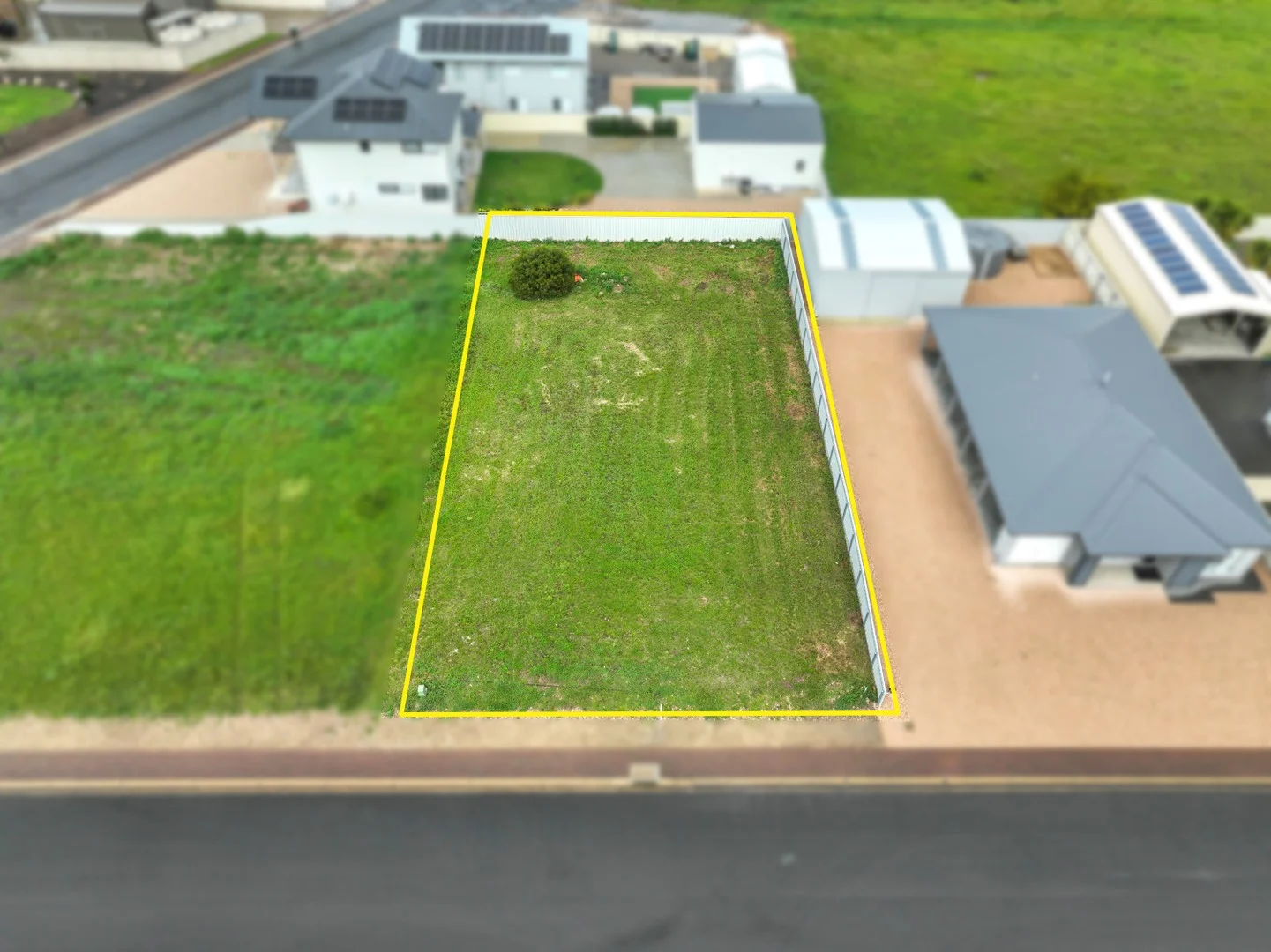 3 Charles Carter Way - Image 2