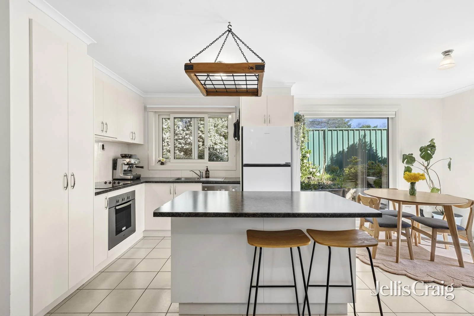 3 Church Lane - Image 4