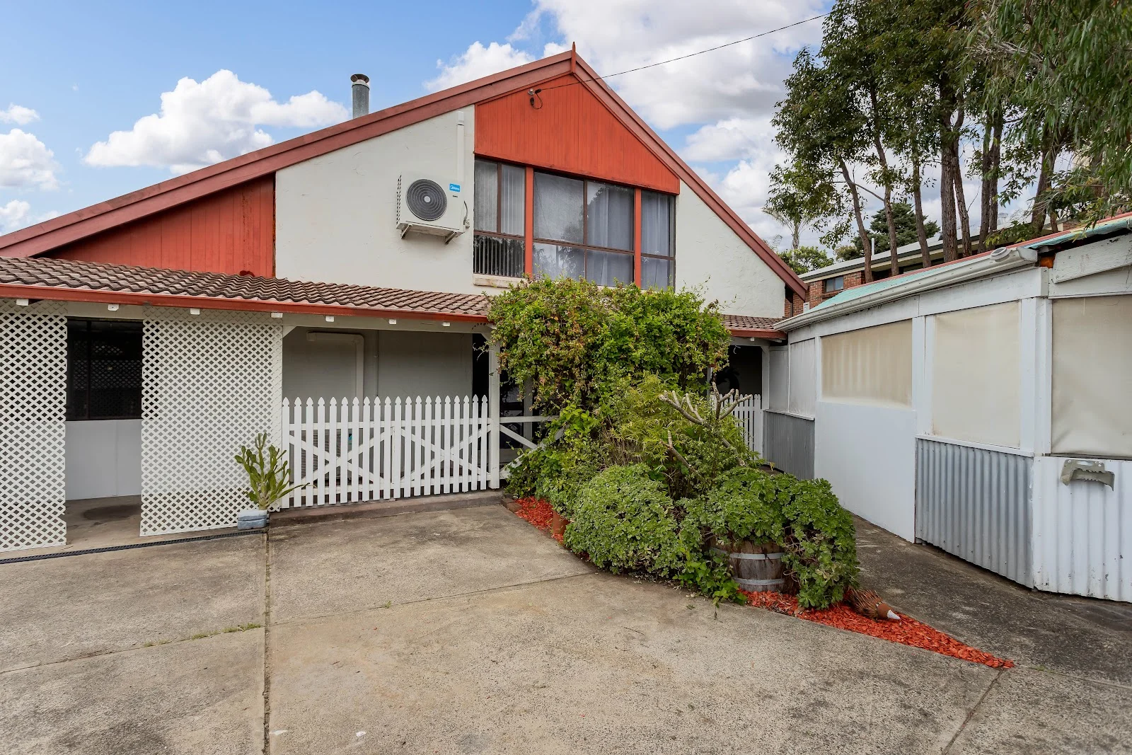 SOLD - $680,000