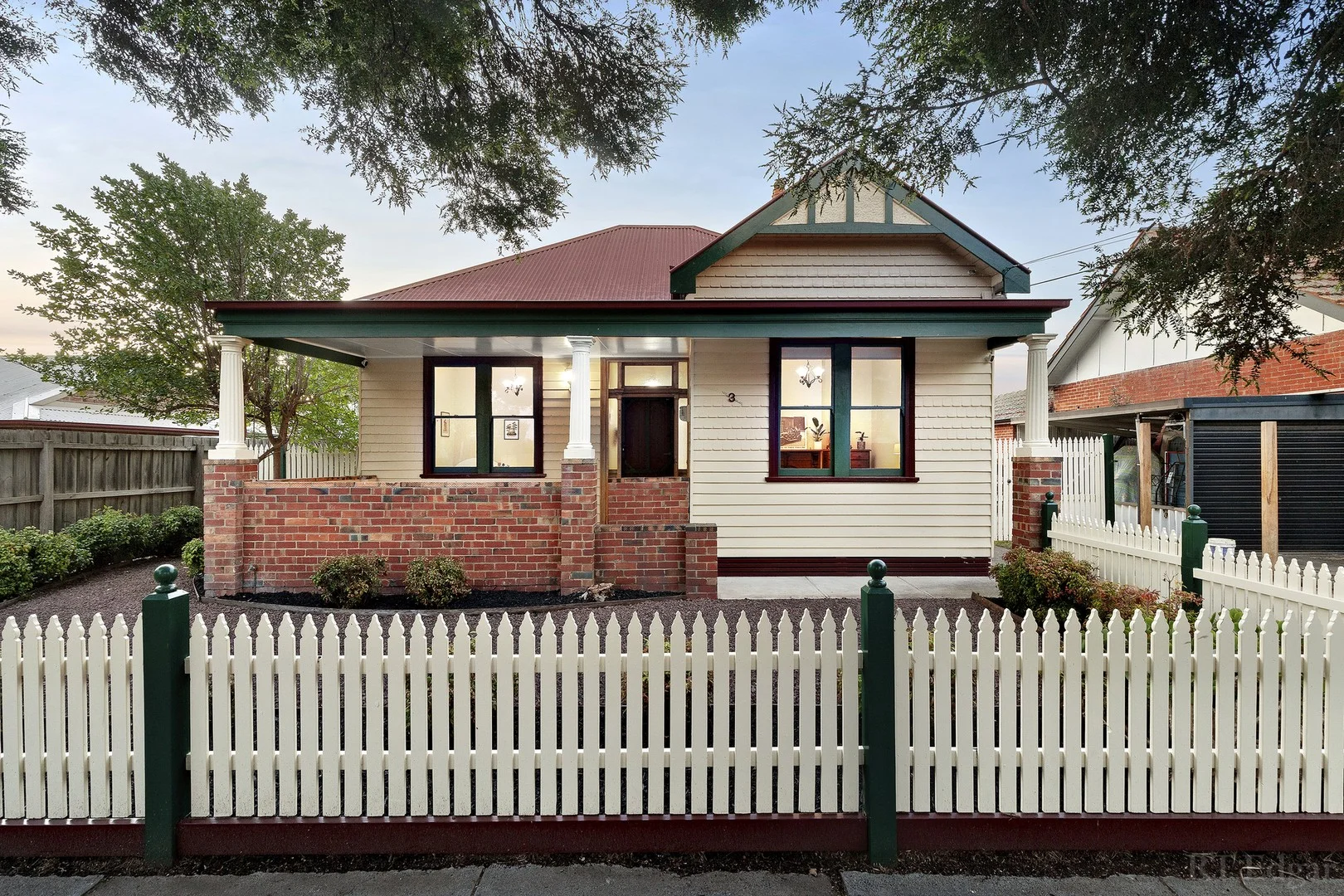 3 Hurlstone Avenue (1/12)