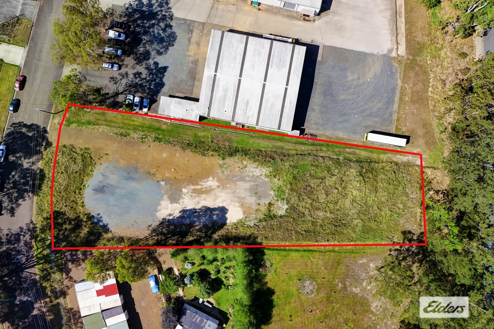 3 Industrial Close (1/11)