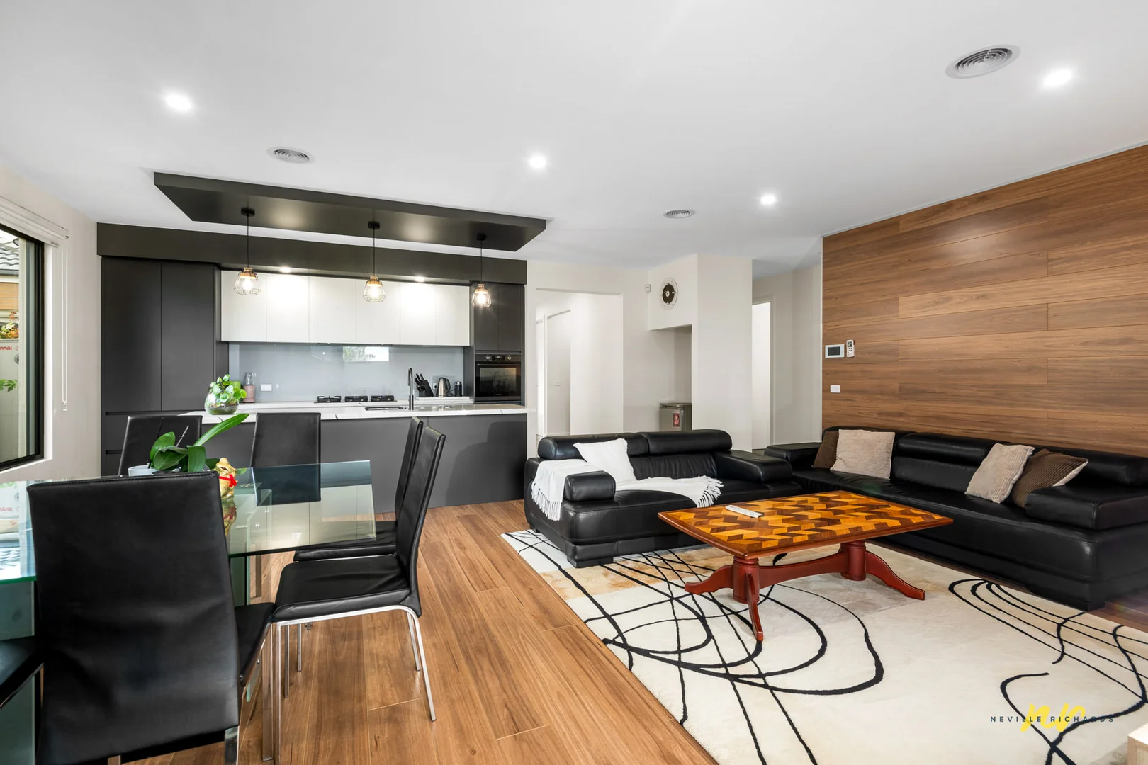 3 Jules Street - Image 3