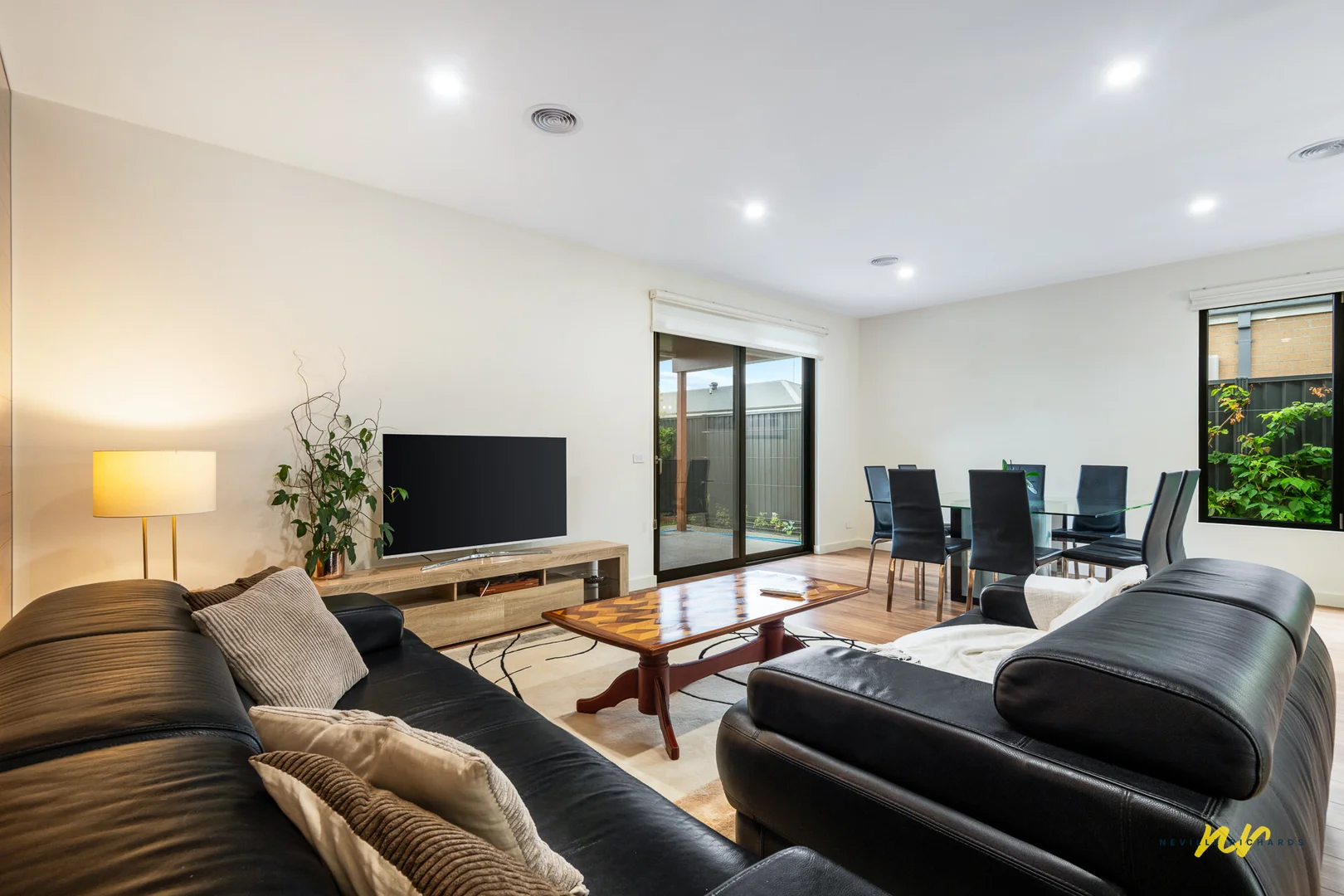 3 Jules Street - Image 2