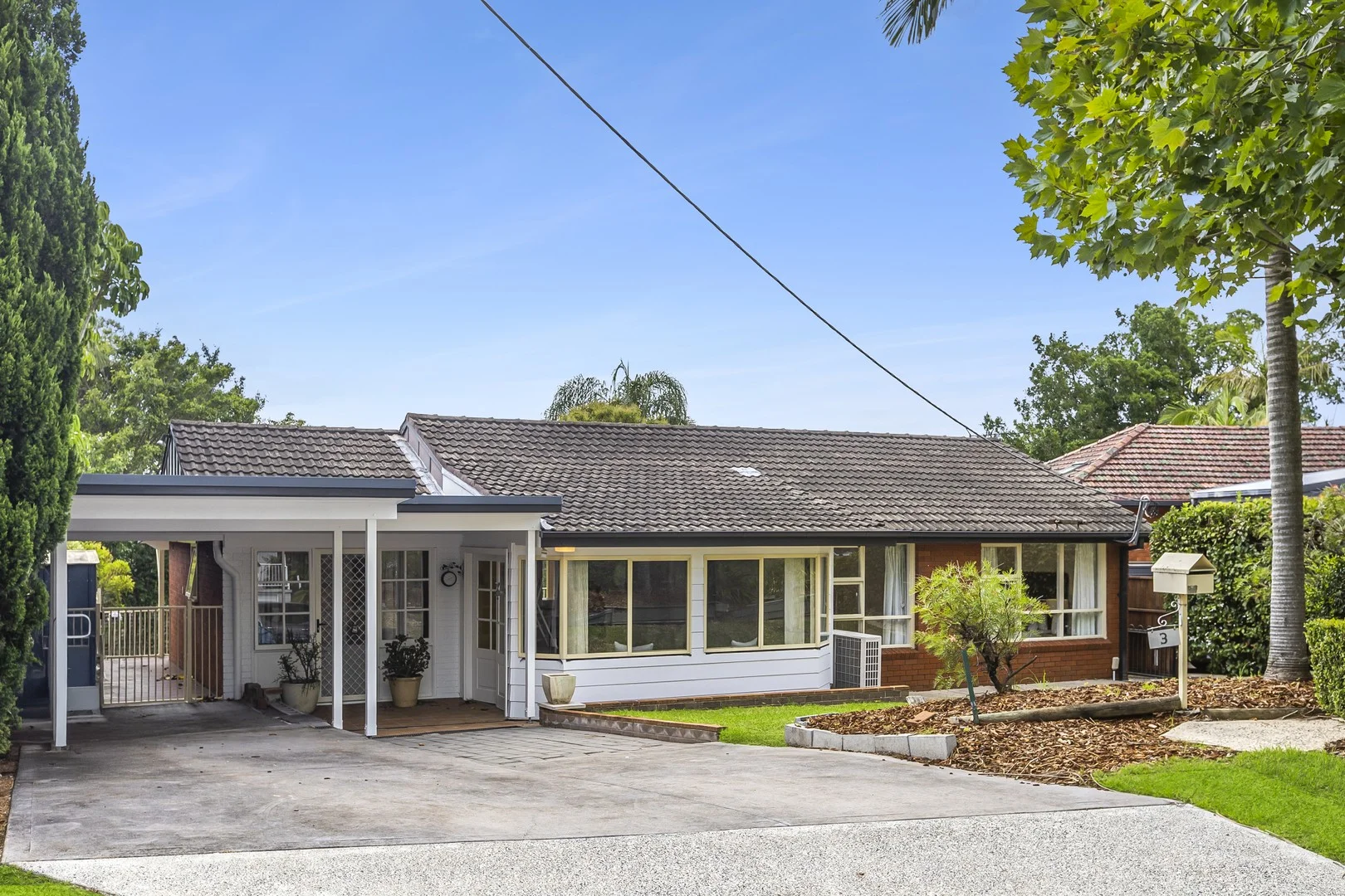 3 Mavor Crescent (1/9)