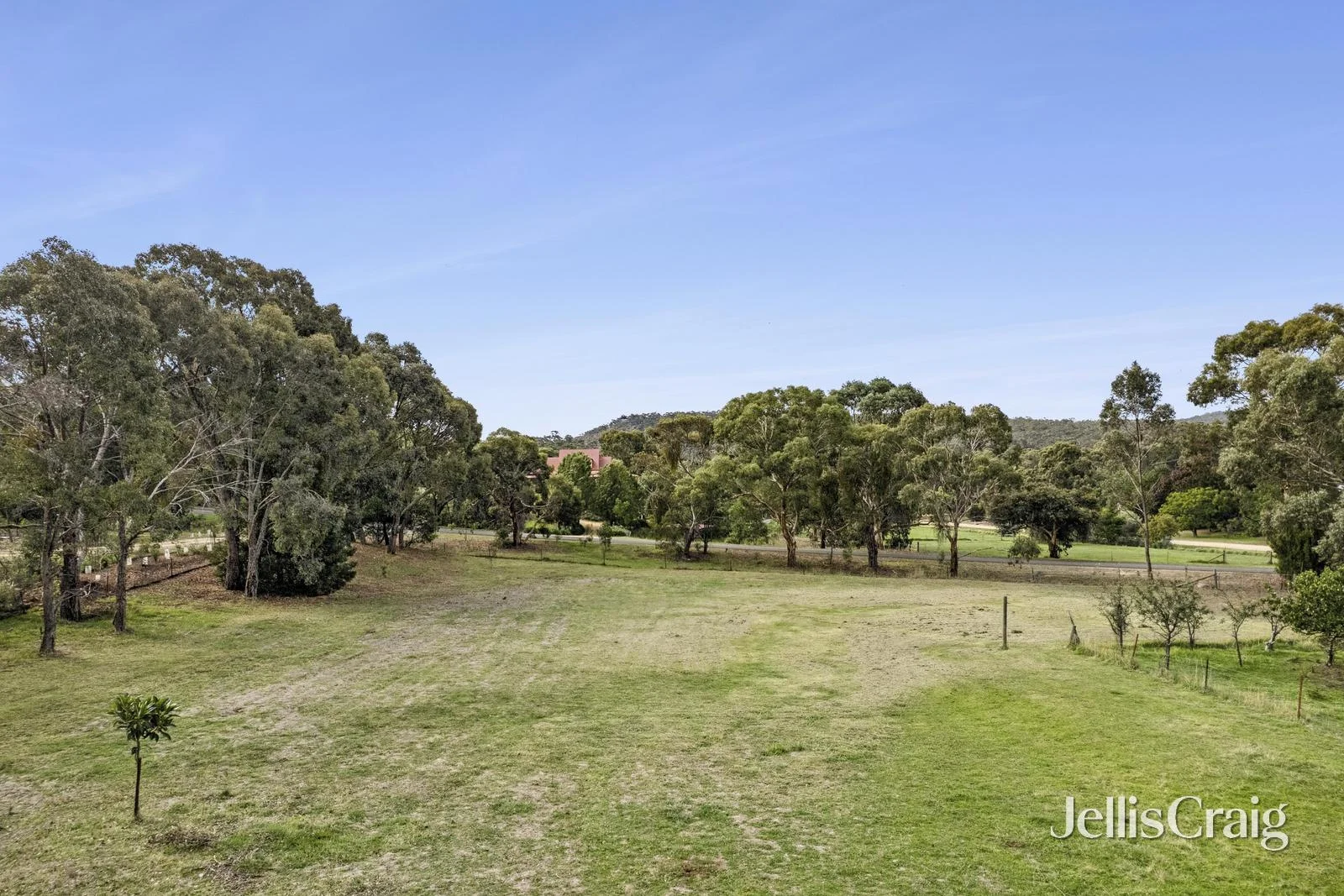 3 Mt Tarrengower Road - Image 5
