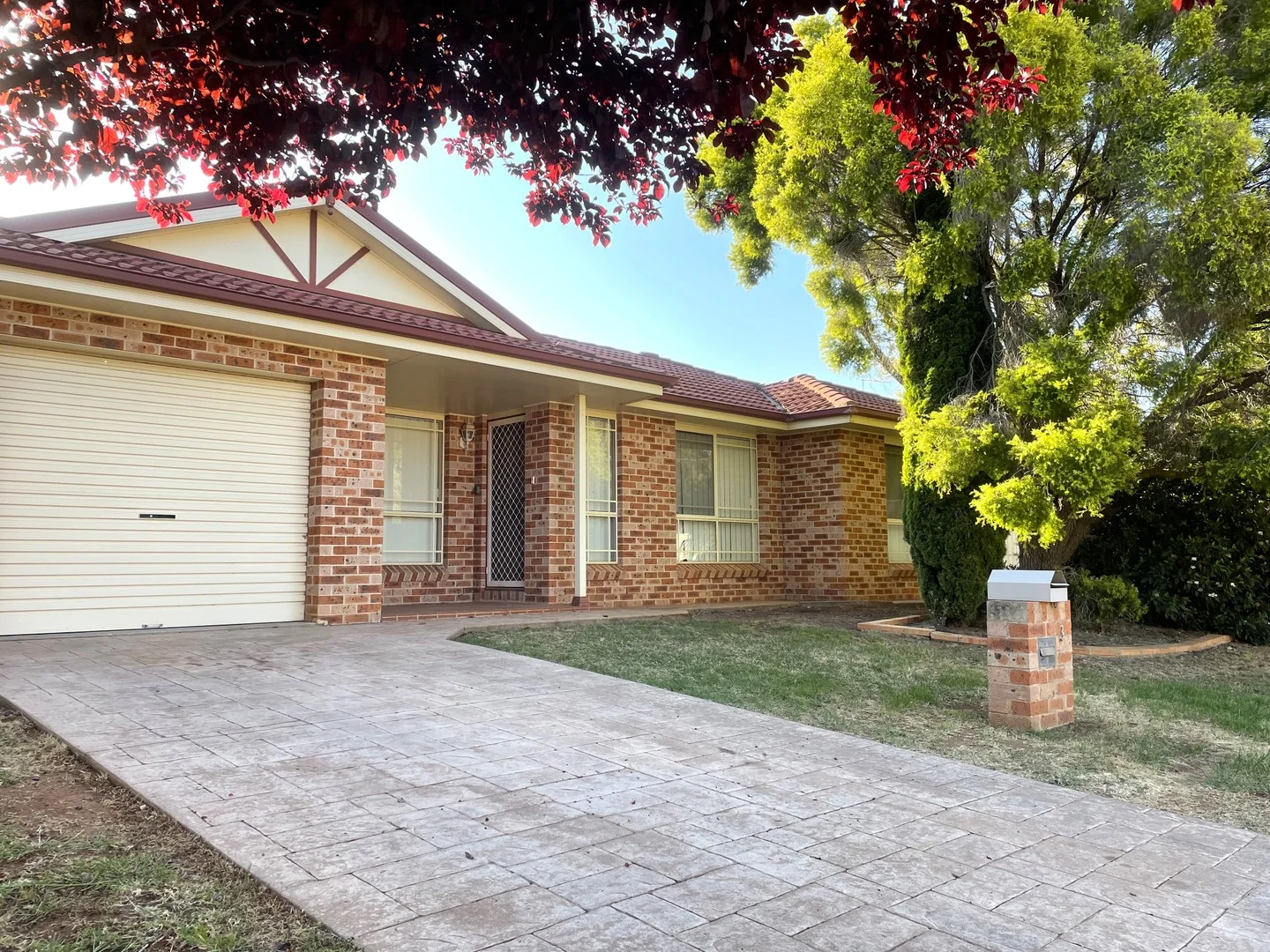 3 Parkwood Court (1/10)