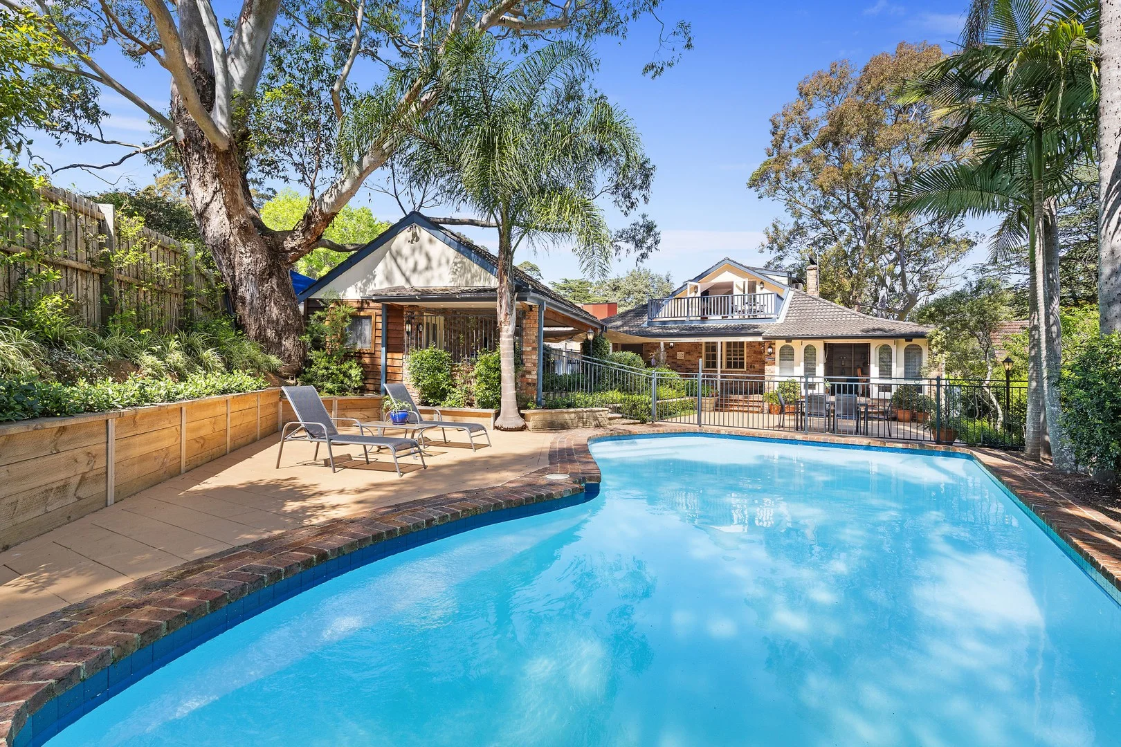 3 Shaddock Avenue (1/9)