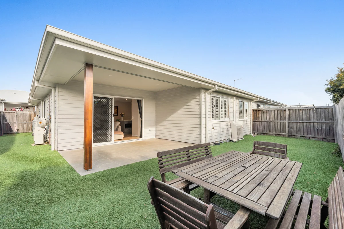 3 Stirling Street (1/17)