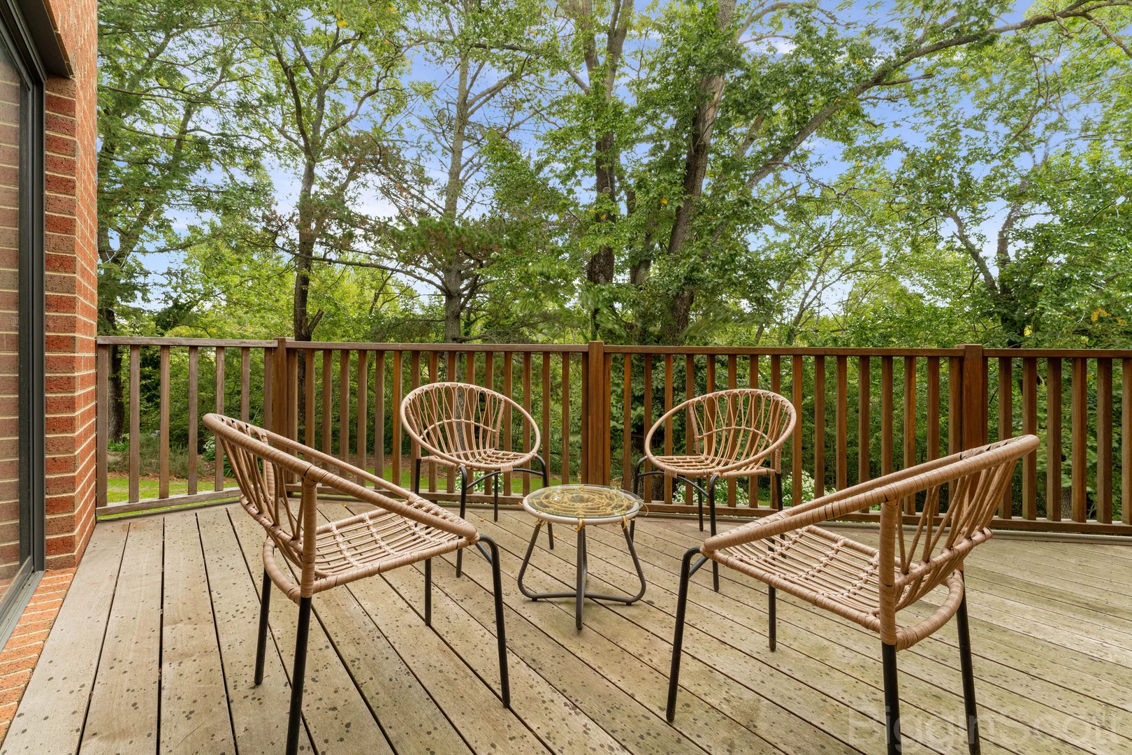 3 Vincent Street North - Image 3