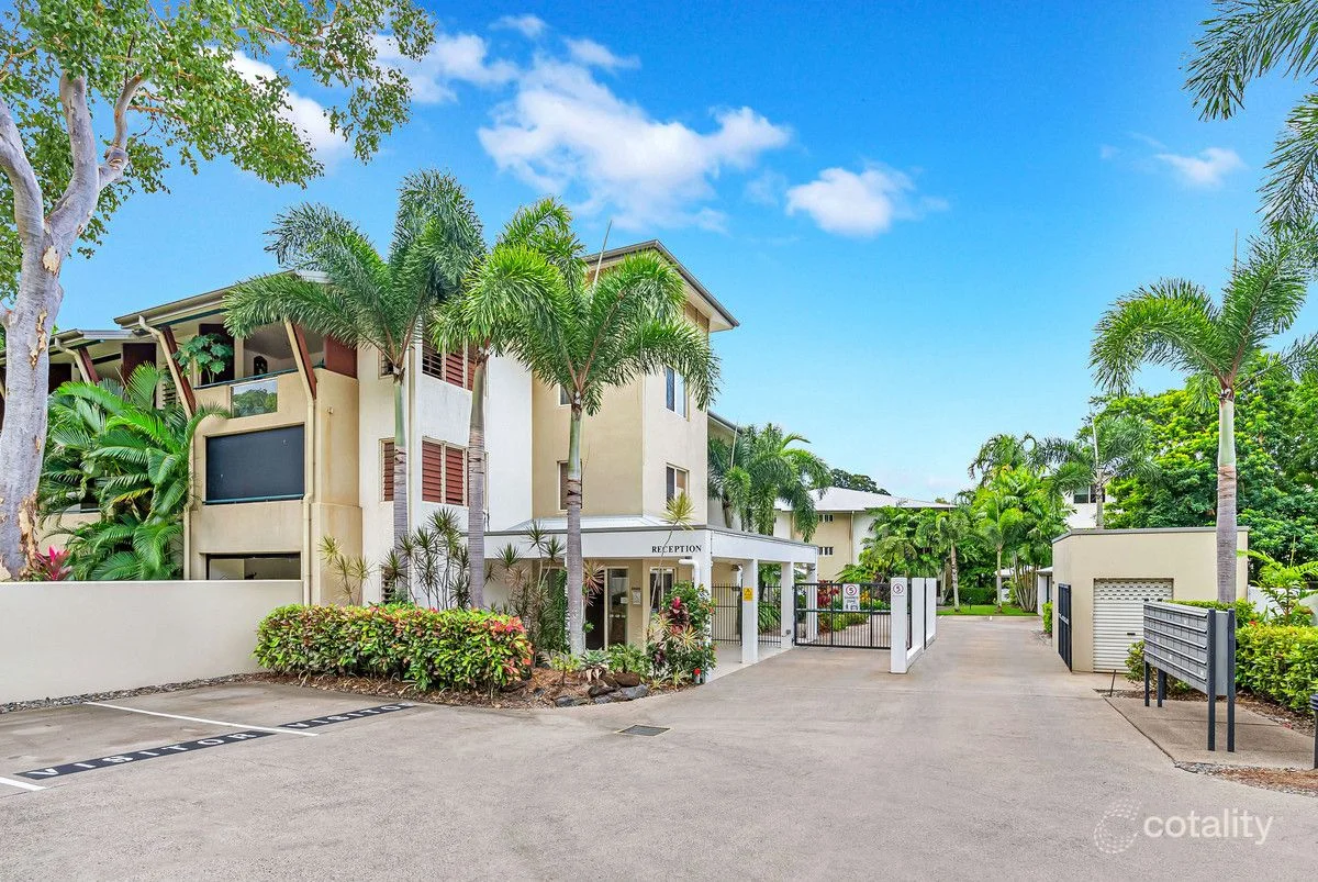 30/1804 Captain Cook Highway (1/13)
