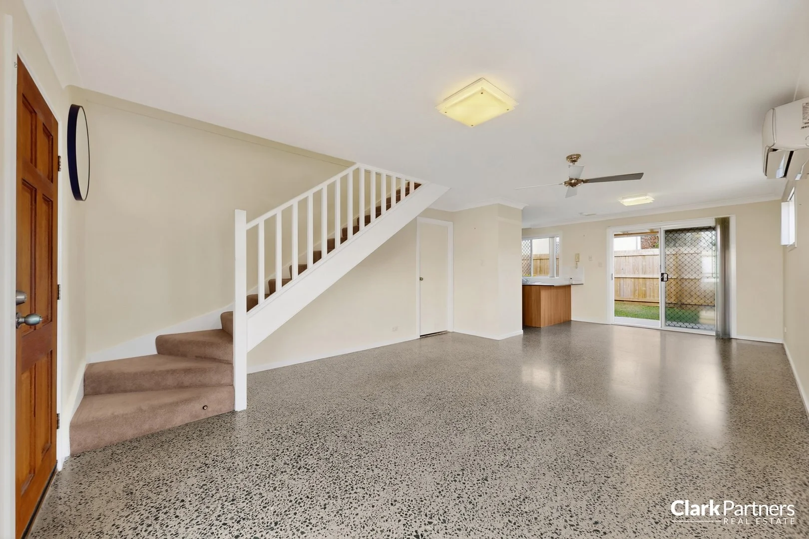 30/35 Kenneth Street (1/1)