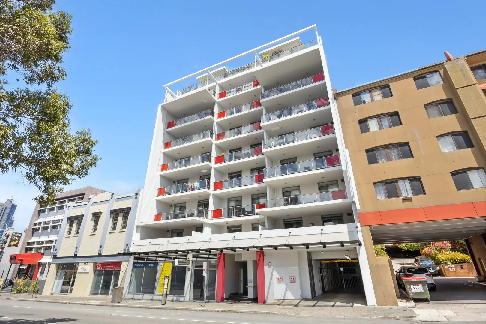30/863-867 Wellington Street (1/3)
