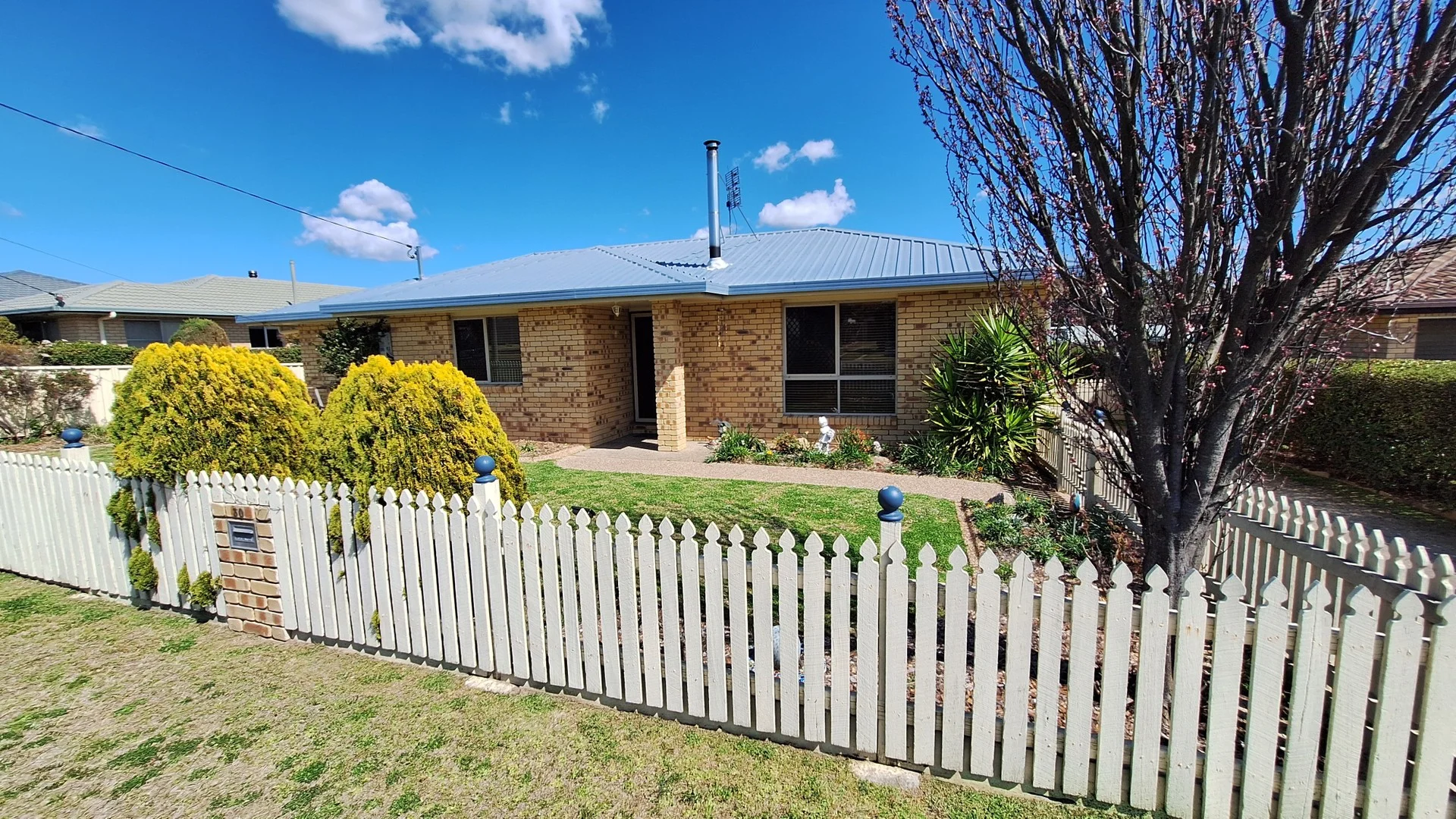 30 Britannia St (1/17)
