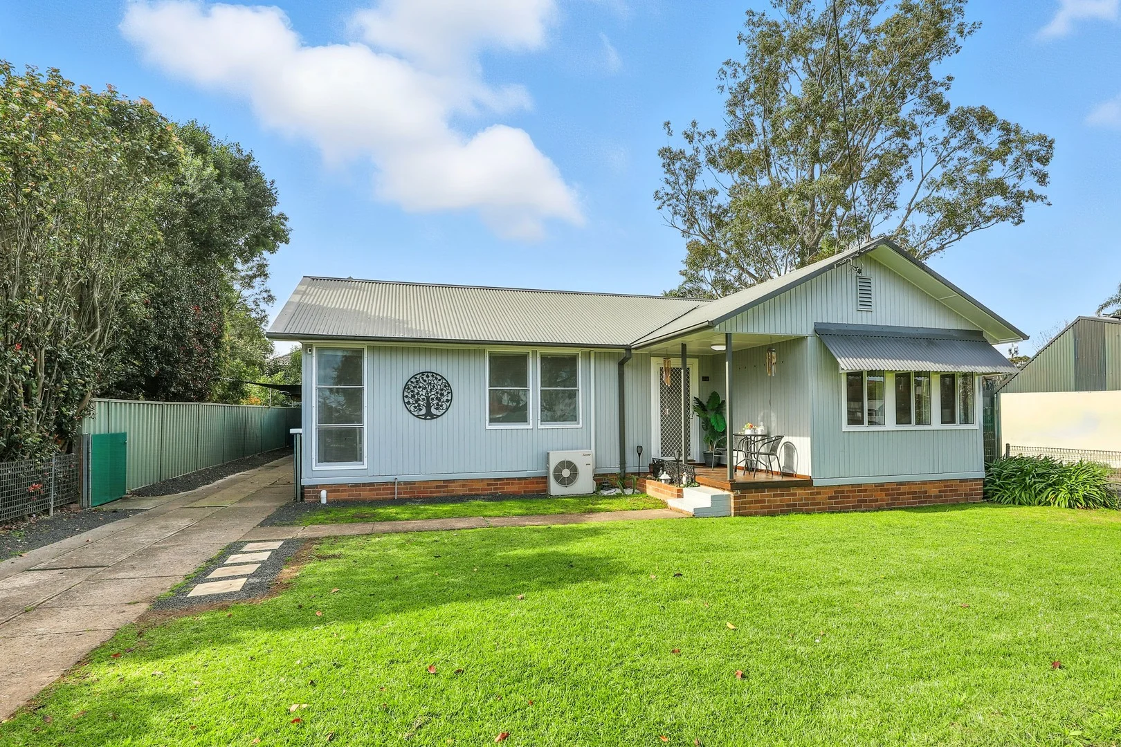 30 Campbell Street (1/10)