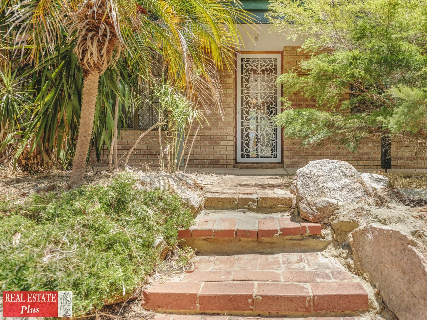 30 Lifford Way (1/15)