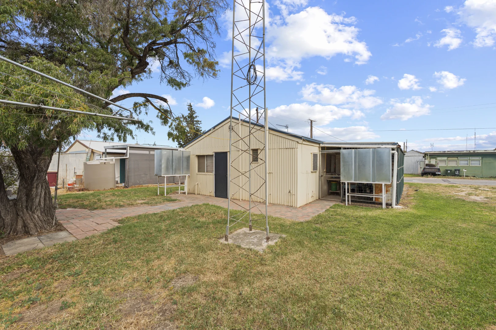 30 Trout Road - Image 3