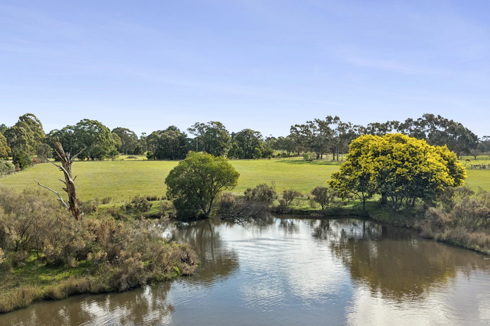 301 Old Drummond Road - Image 4
